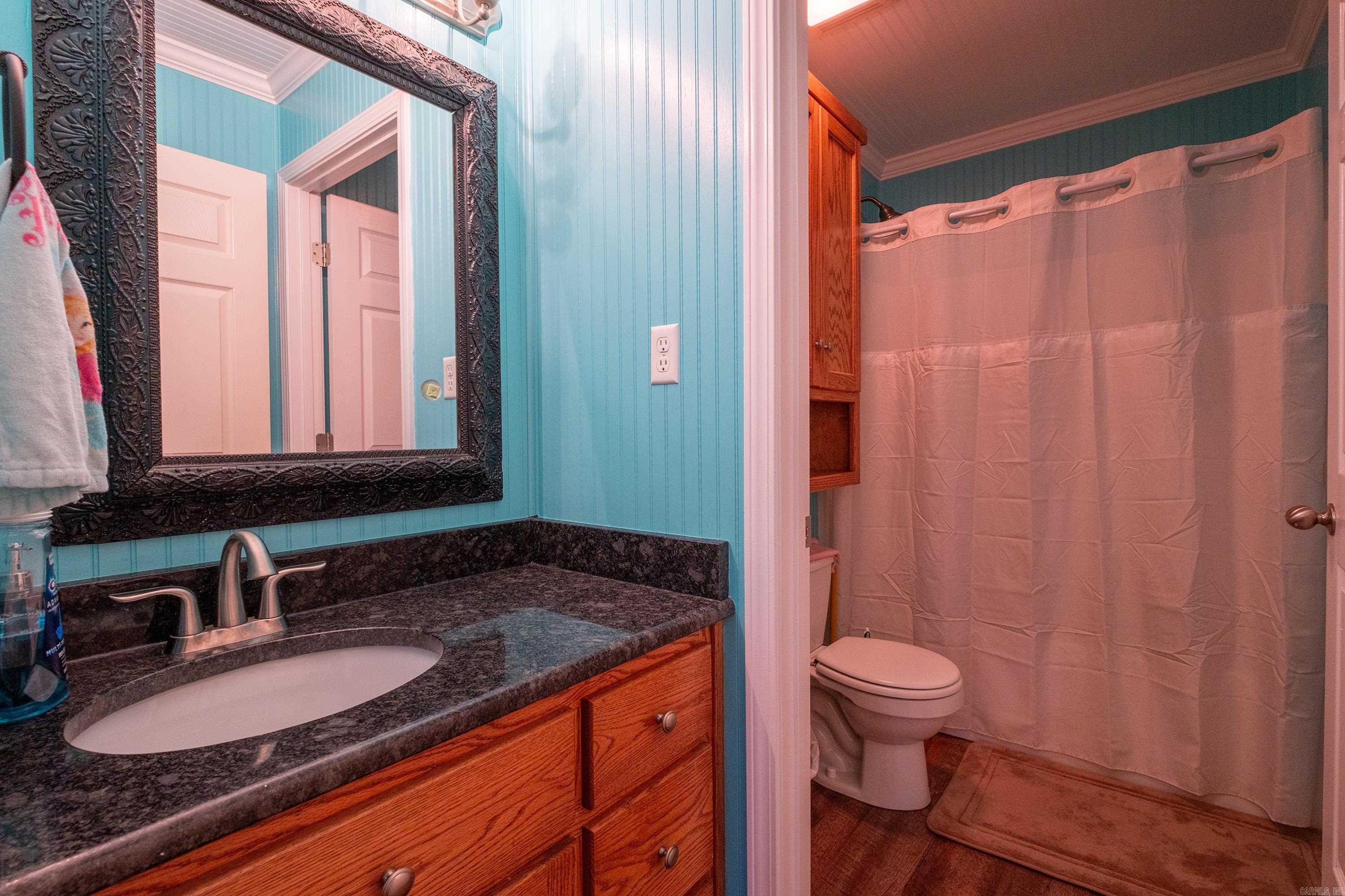 113  Laura  Searcy, AR