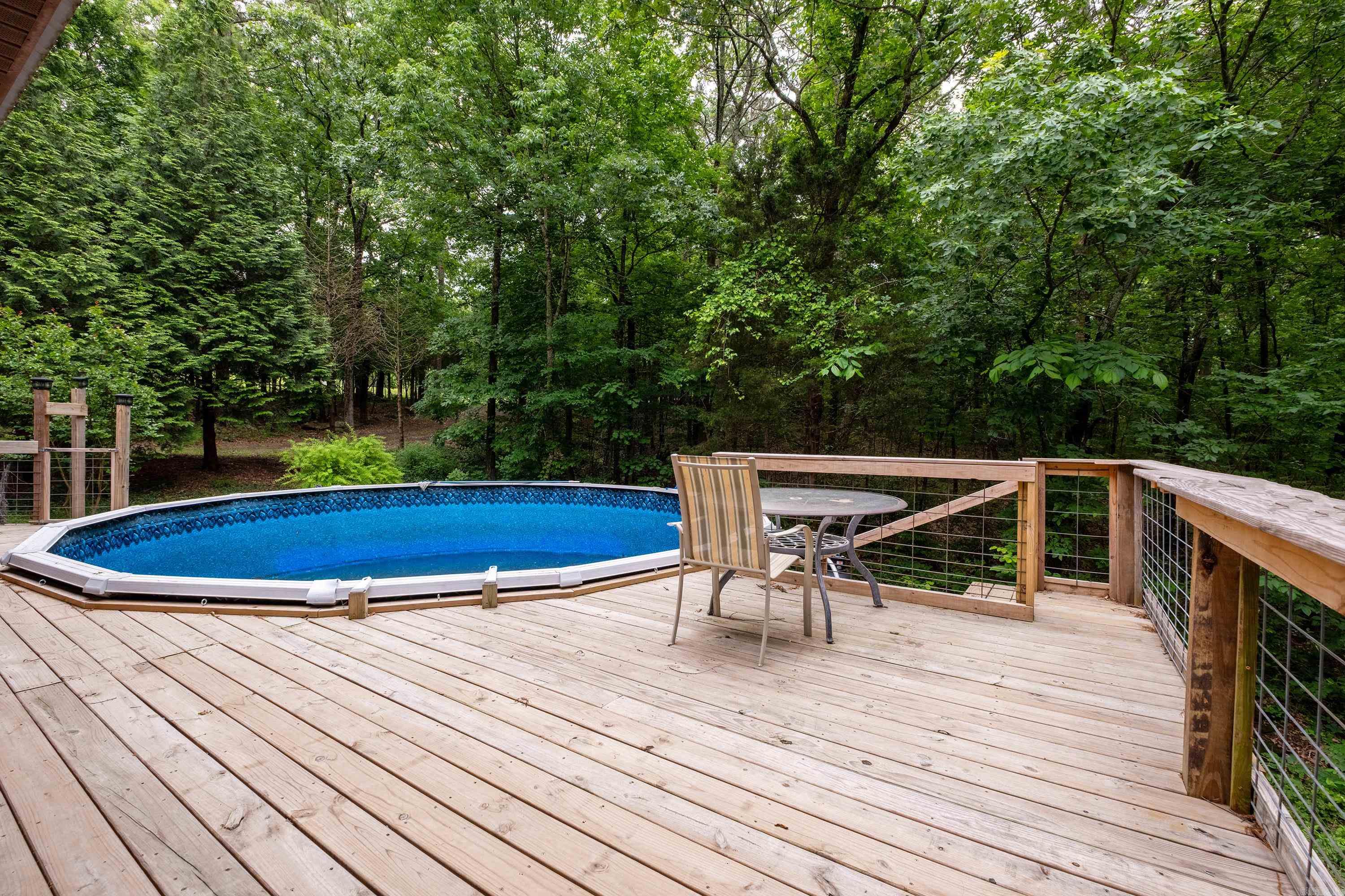 113  Laura  Searcy, AR