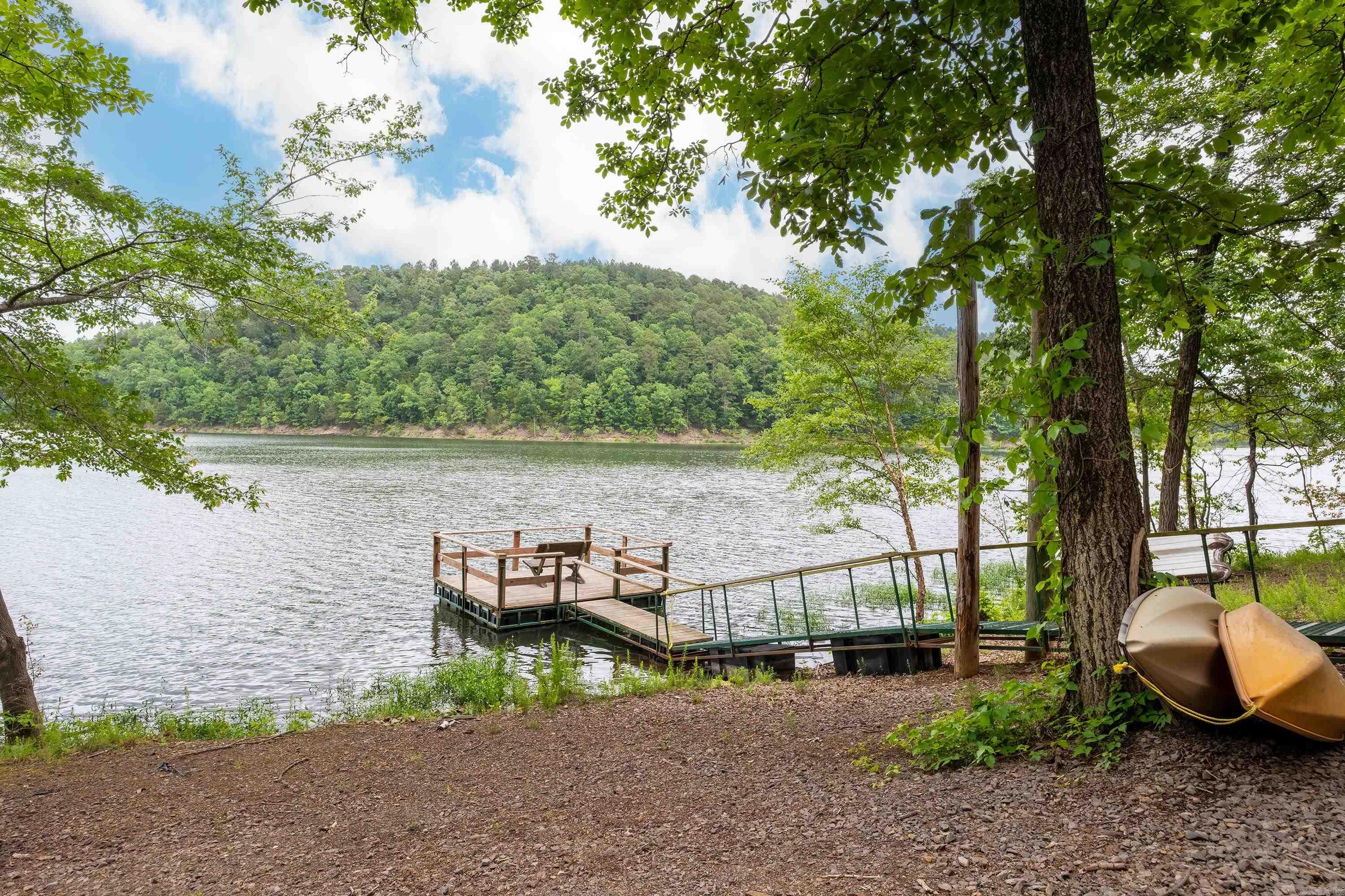113  Laura  Searcy, AR