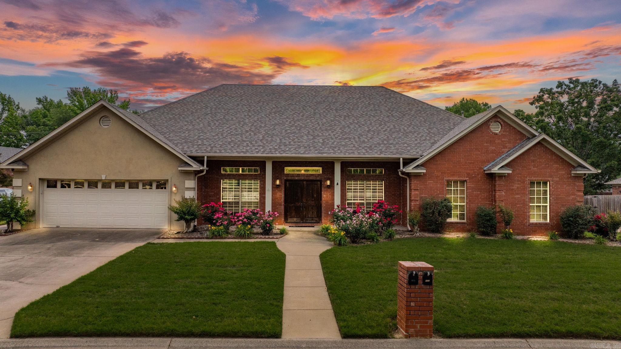1940  Royal Drive  Conway, AR