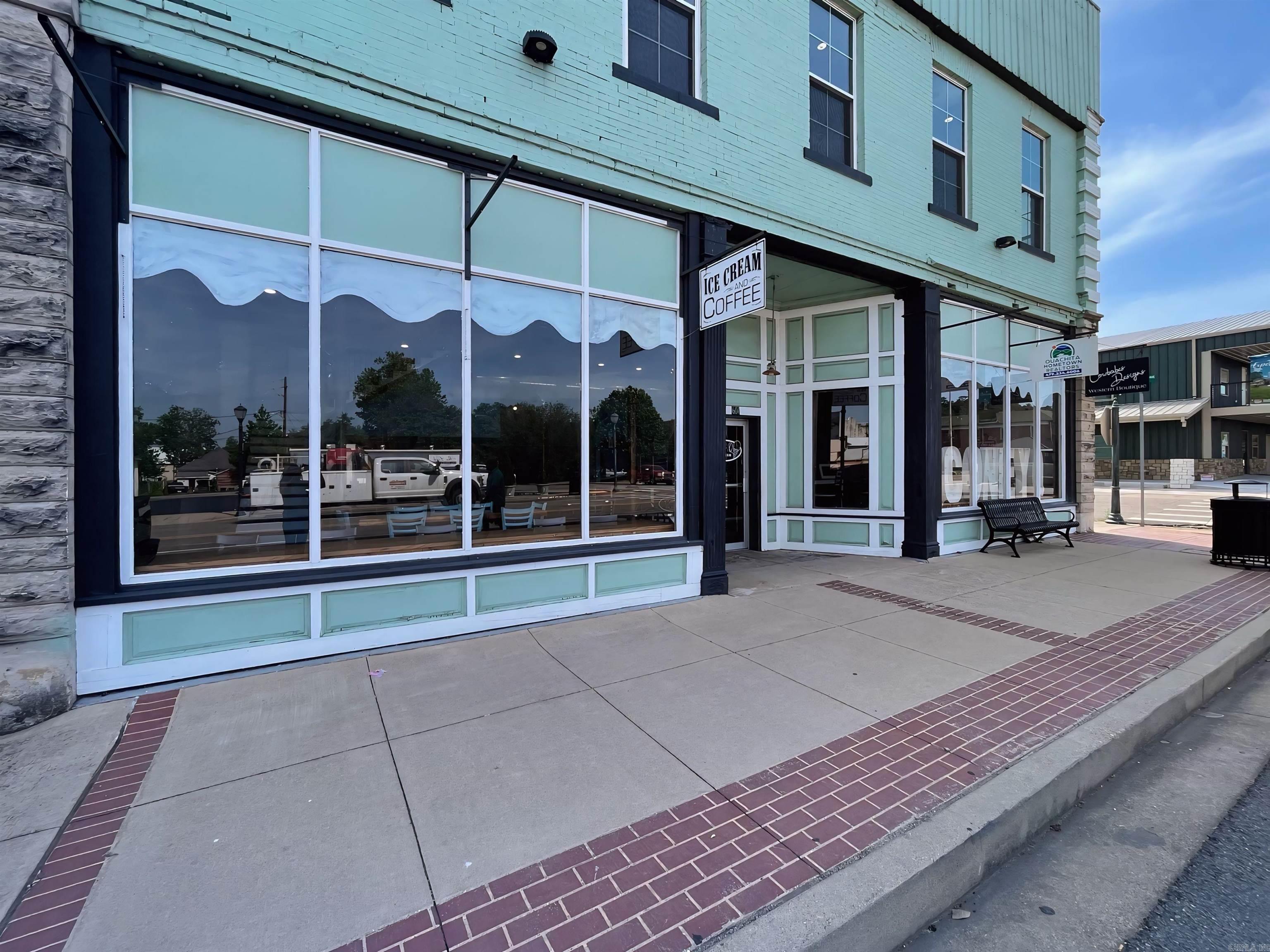 601  Mena  Mena, AR