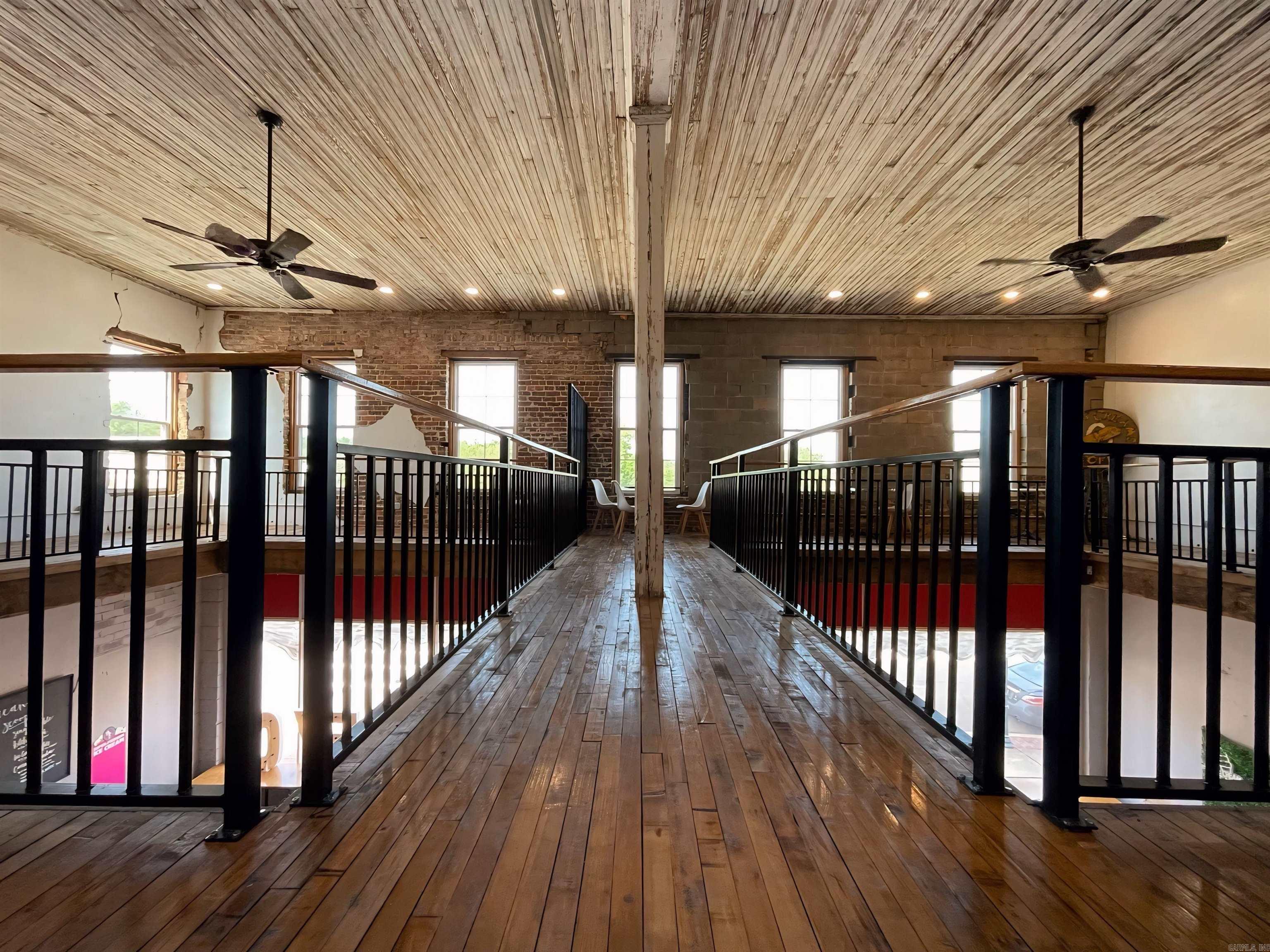 601  Mena  Mena, AR