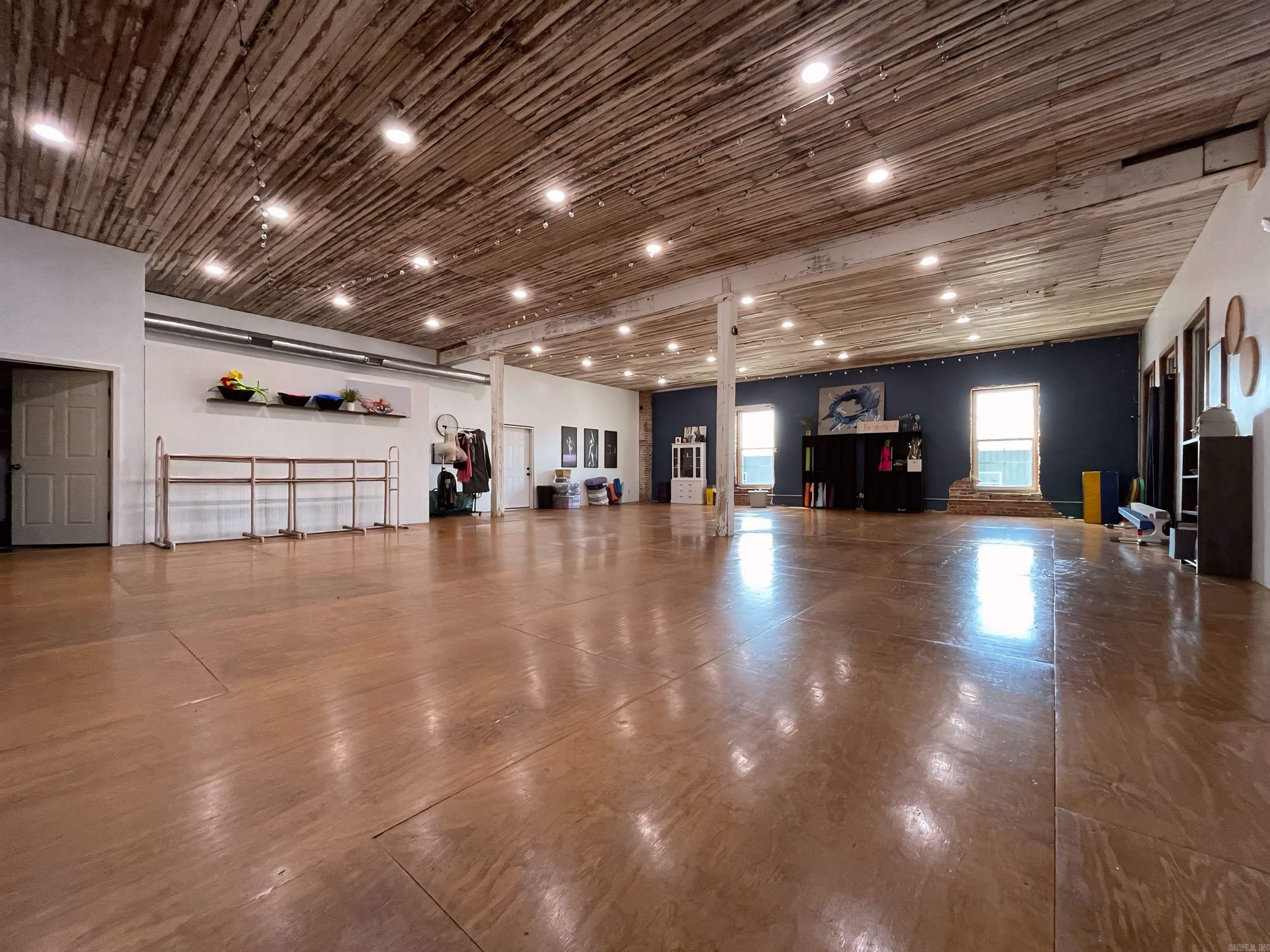 601  Mena  Mena, AR