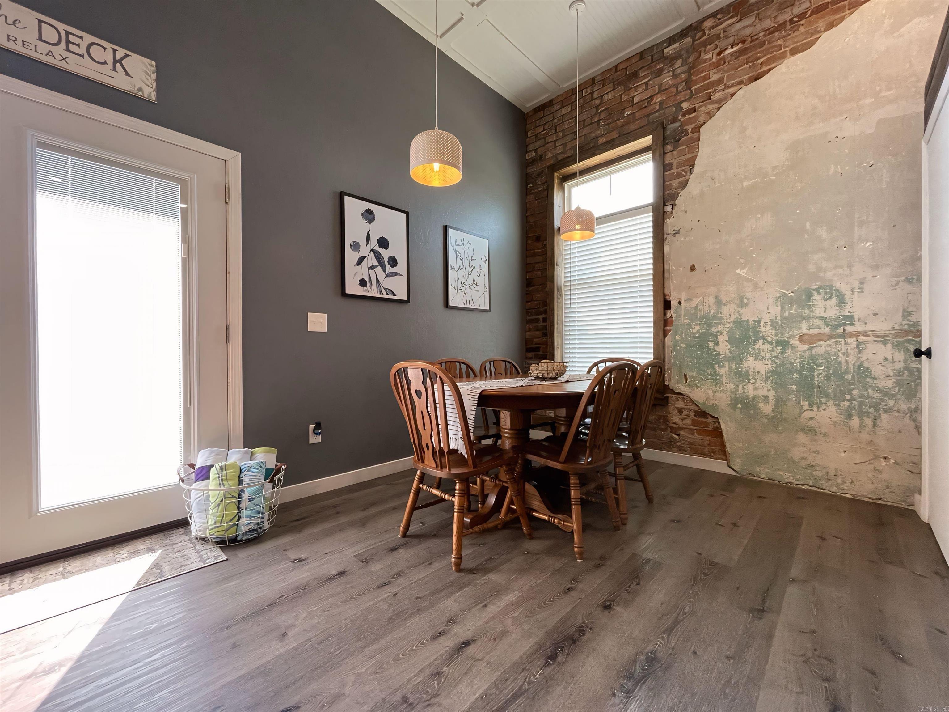 601  Mena  Mena, AR