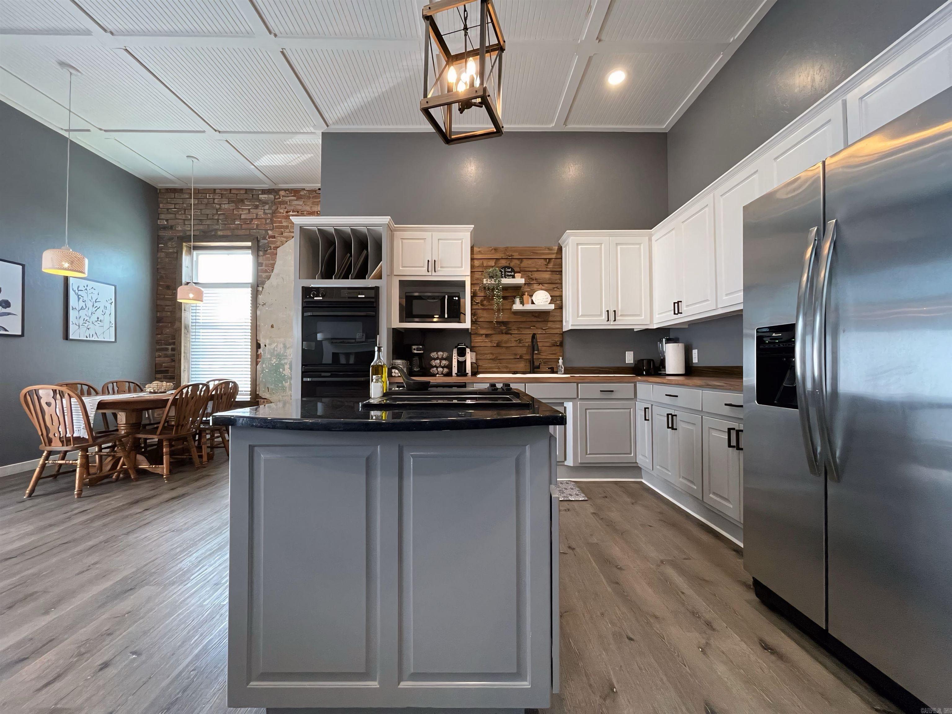 601  Mena  Mena, AR