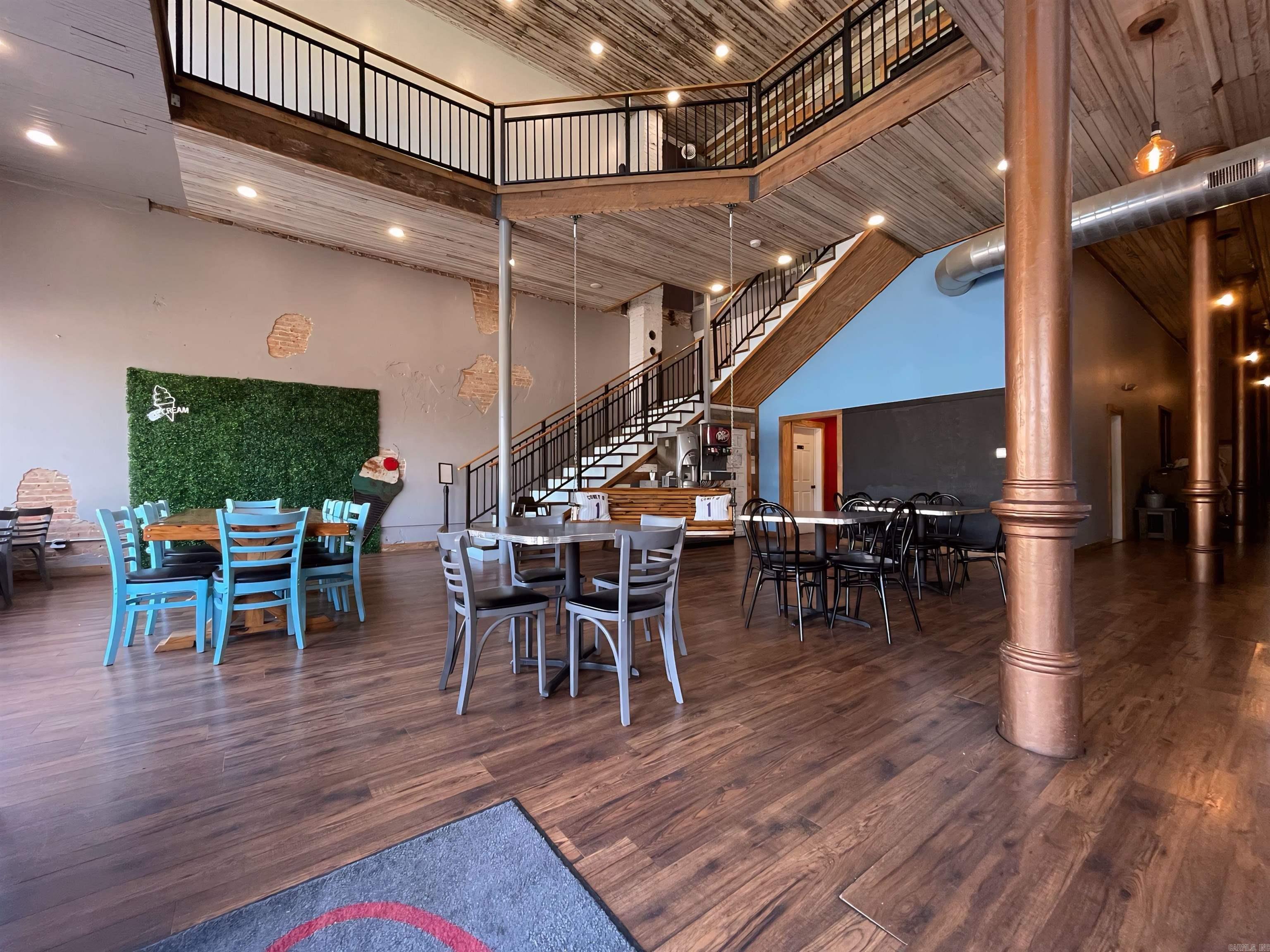 601  Mena  Mena, AR