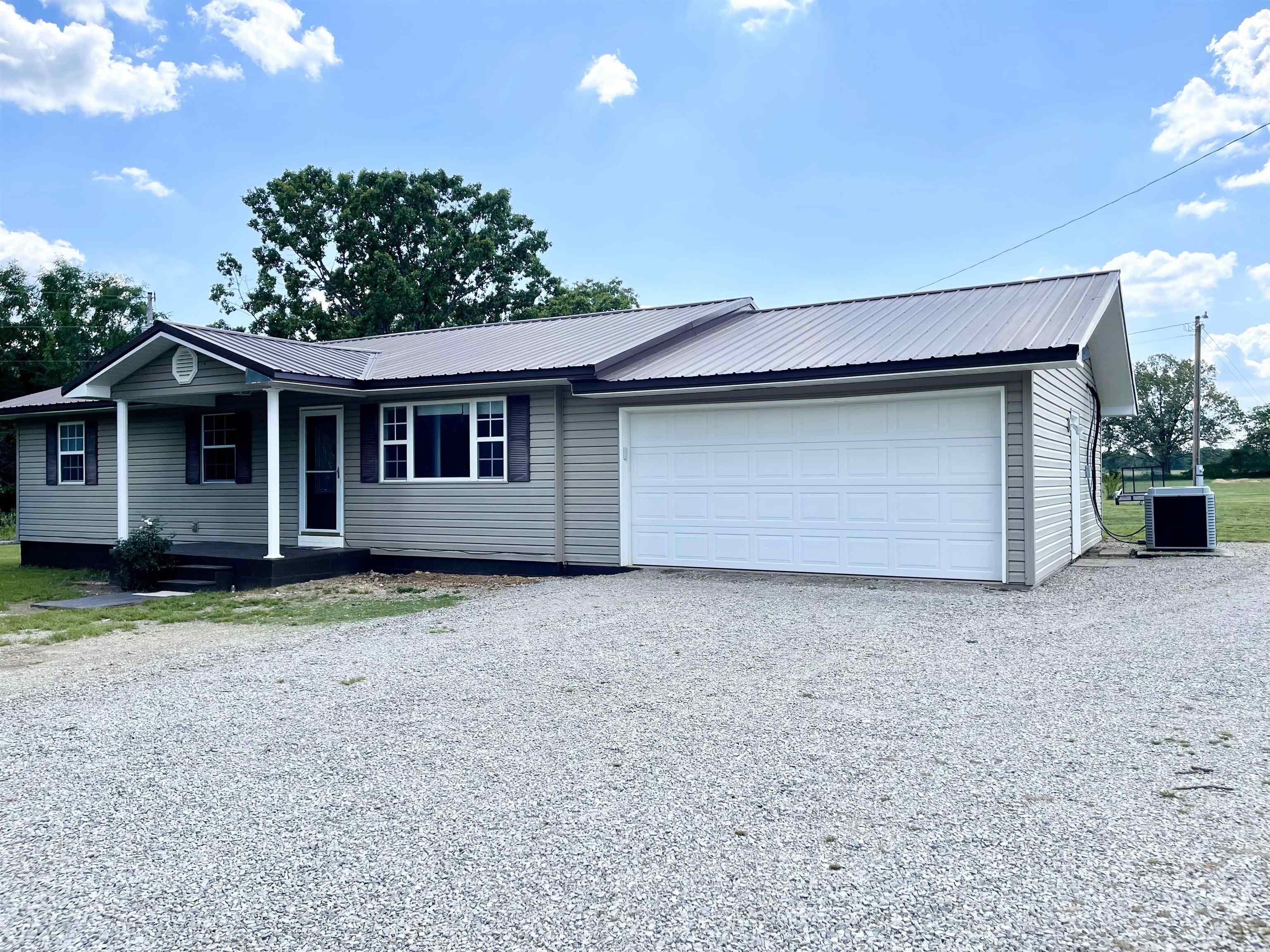 806 Autumnwood Road