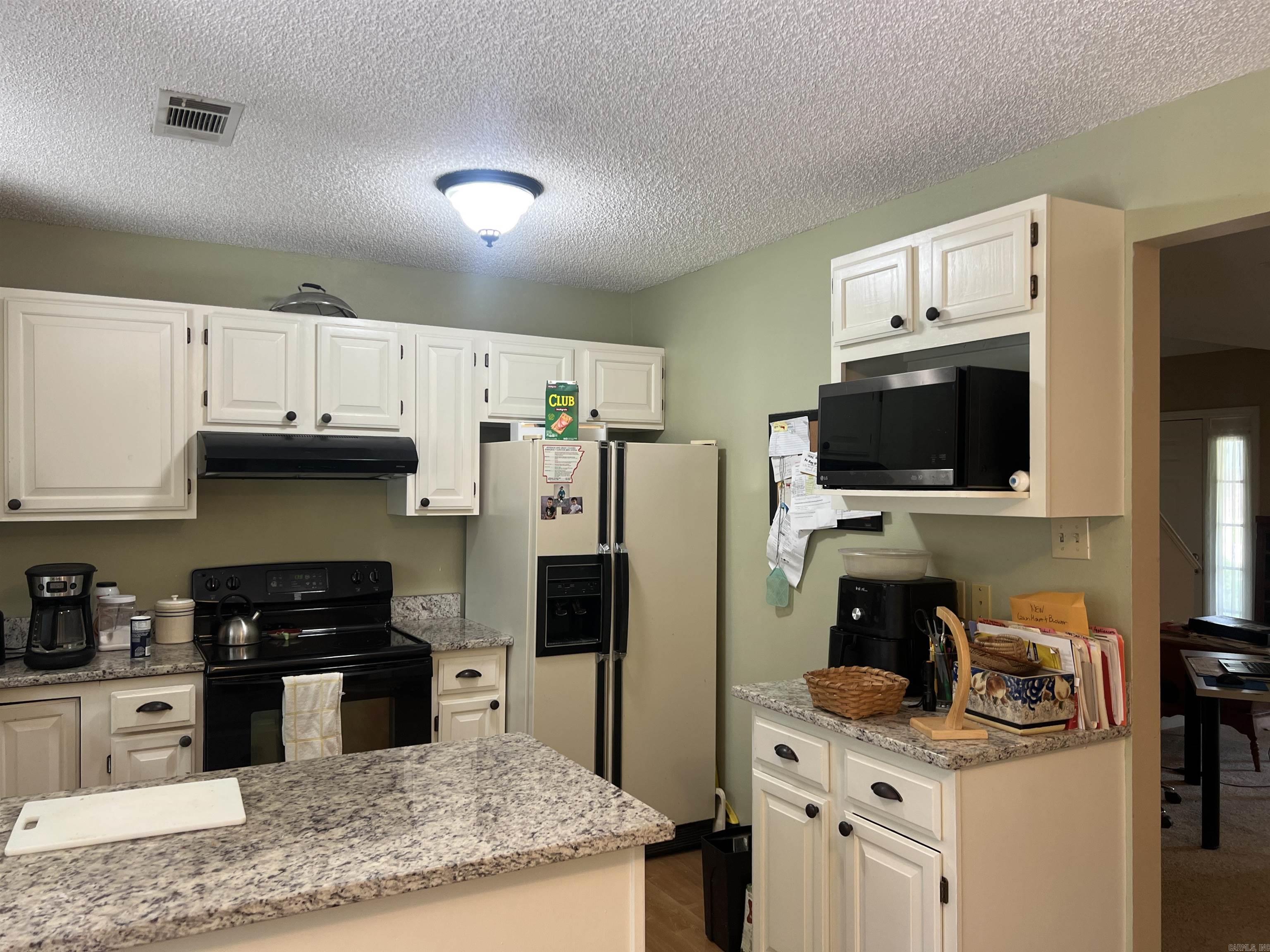 1208  Frontier Lane  White Hall, AR