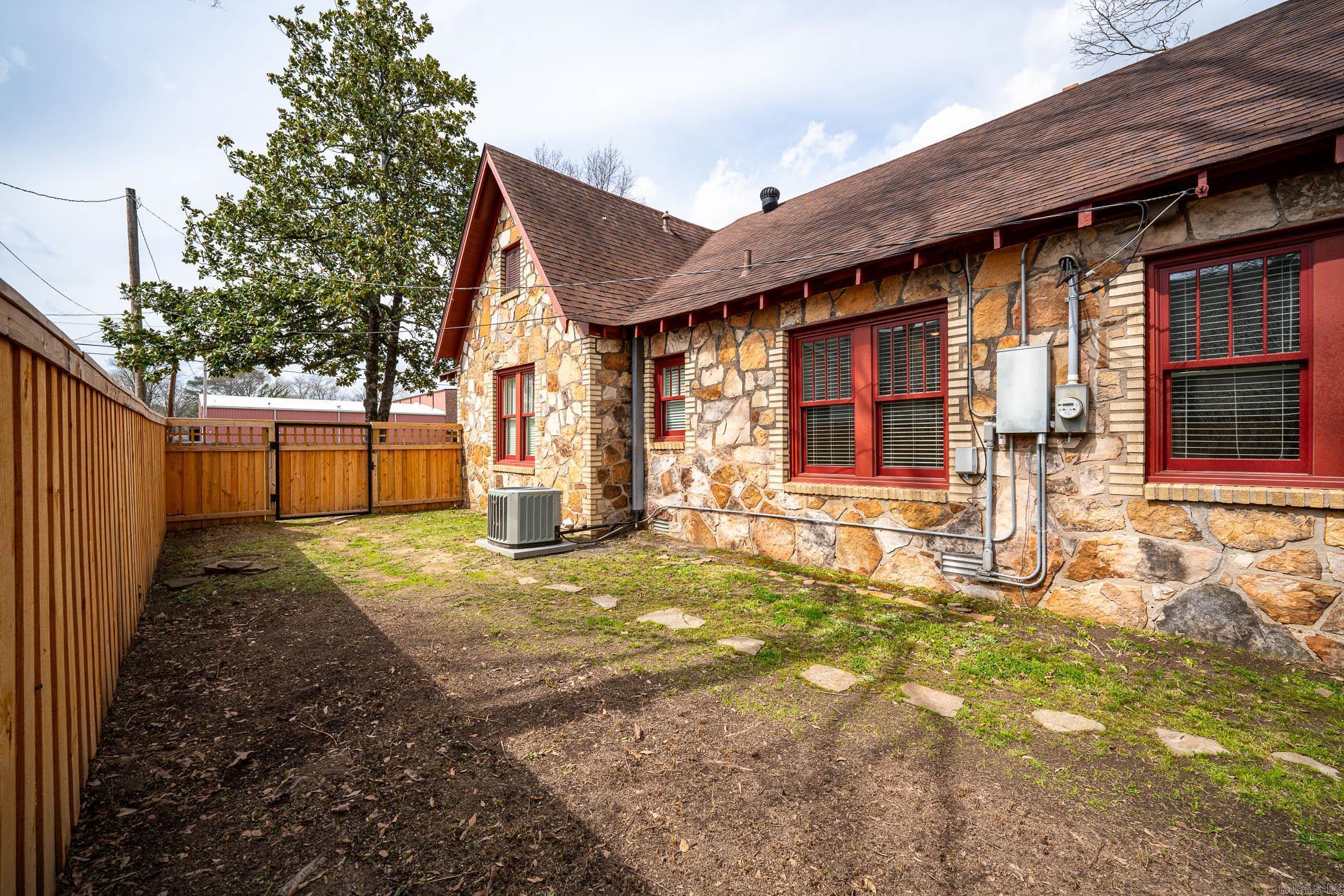 532  Faulkner Street  Conway, AR