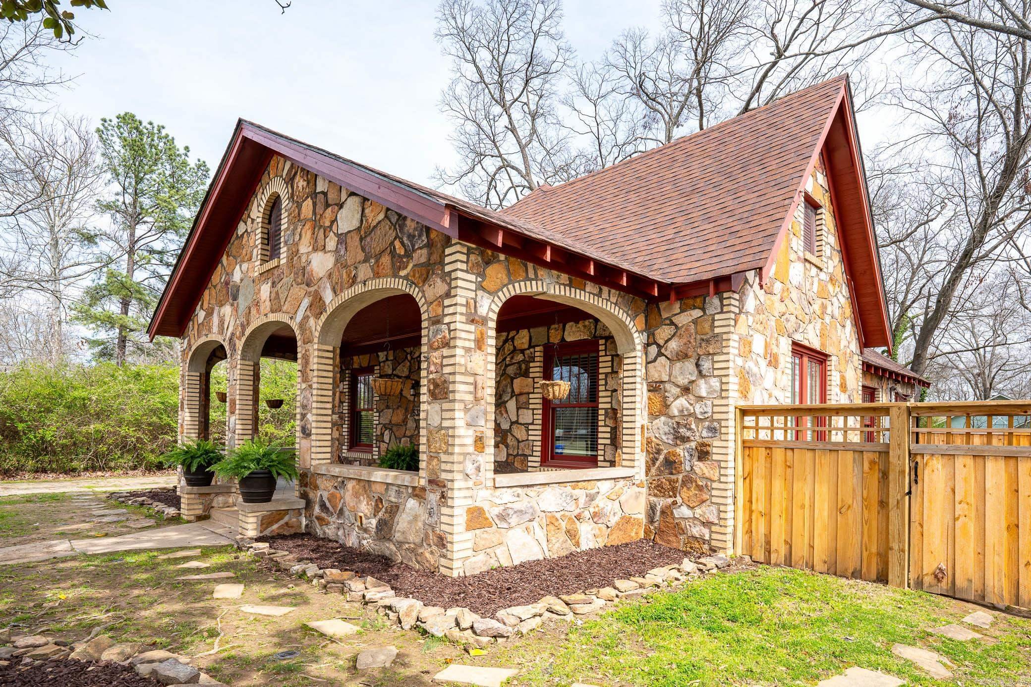 532  Faulkner Street  Conway, AR