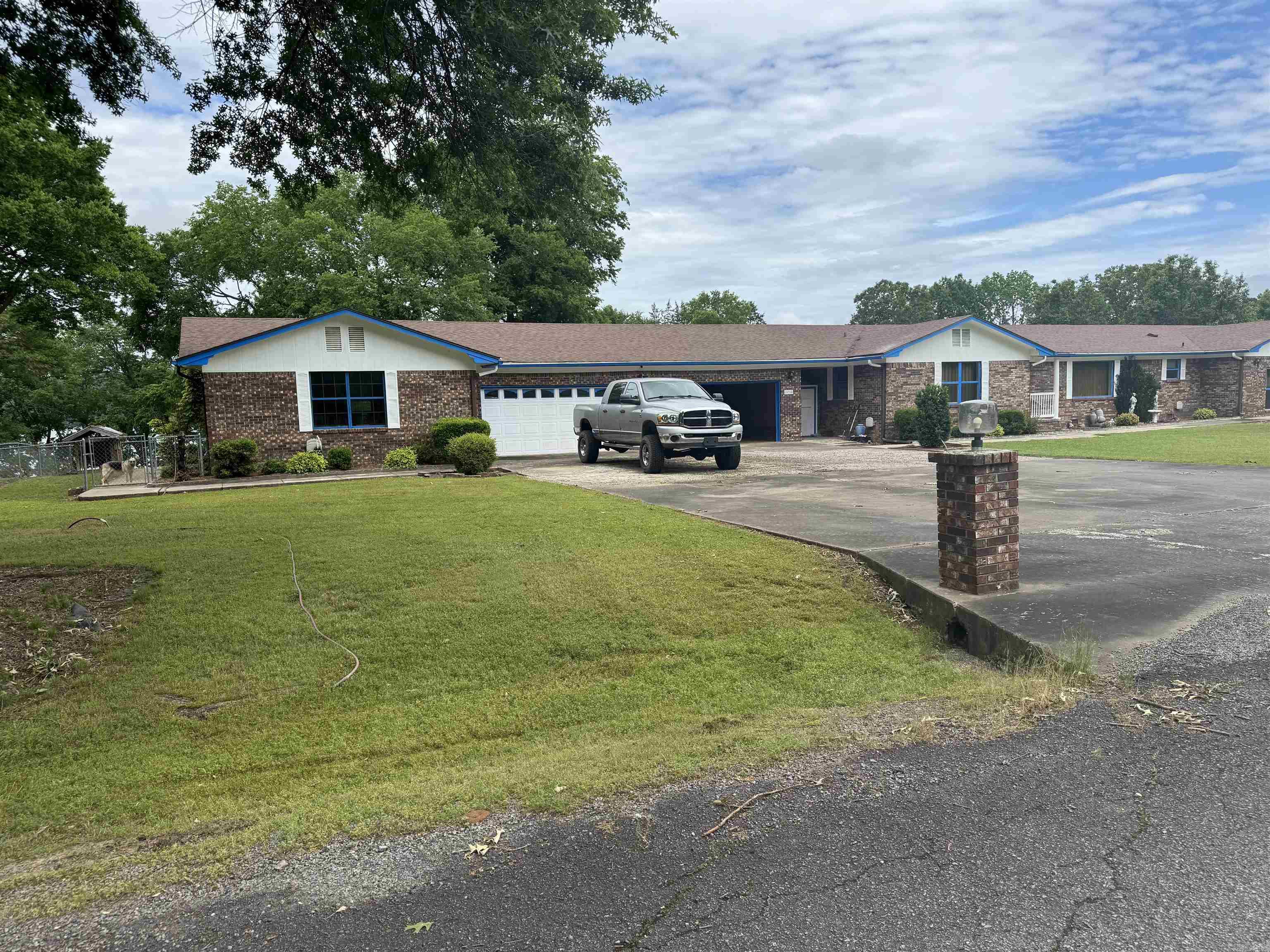 175  County Road 2733  London, AR