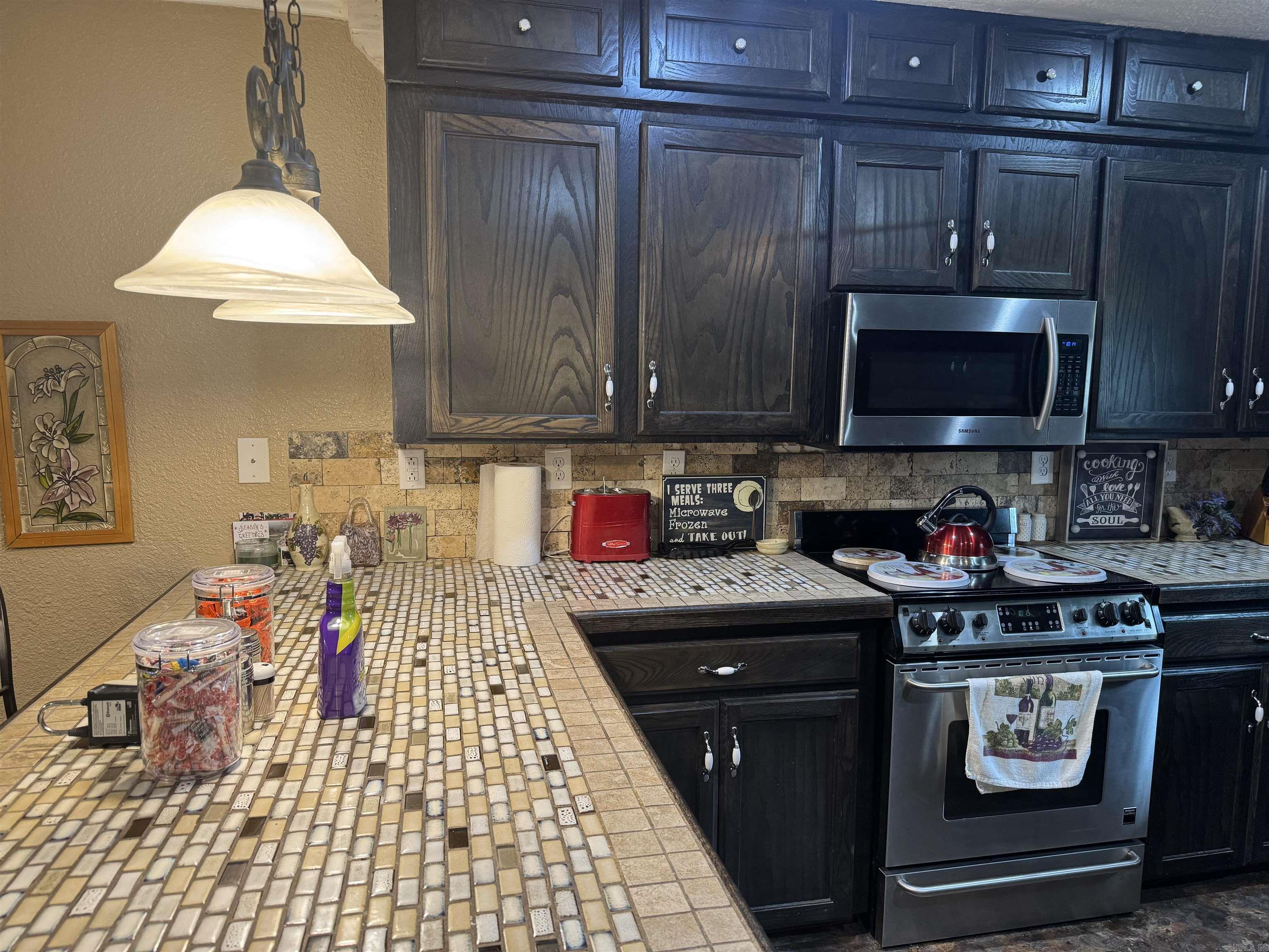 175  County Road 2733  London, AR