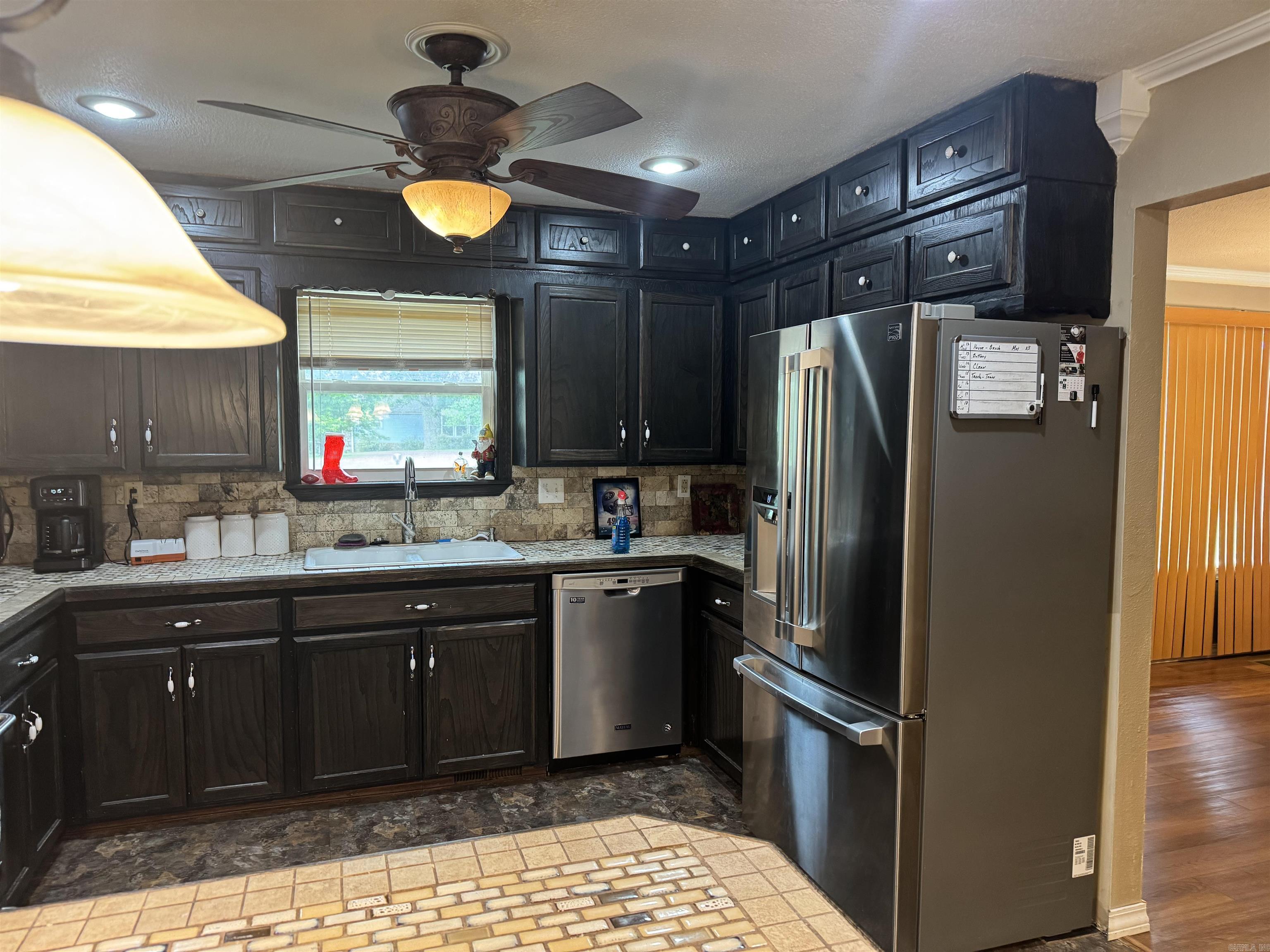 175  County Road 2733  London, AR