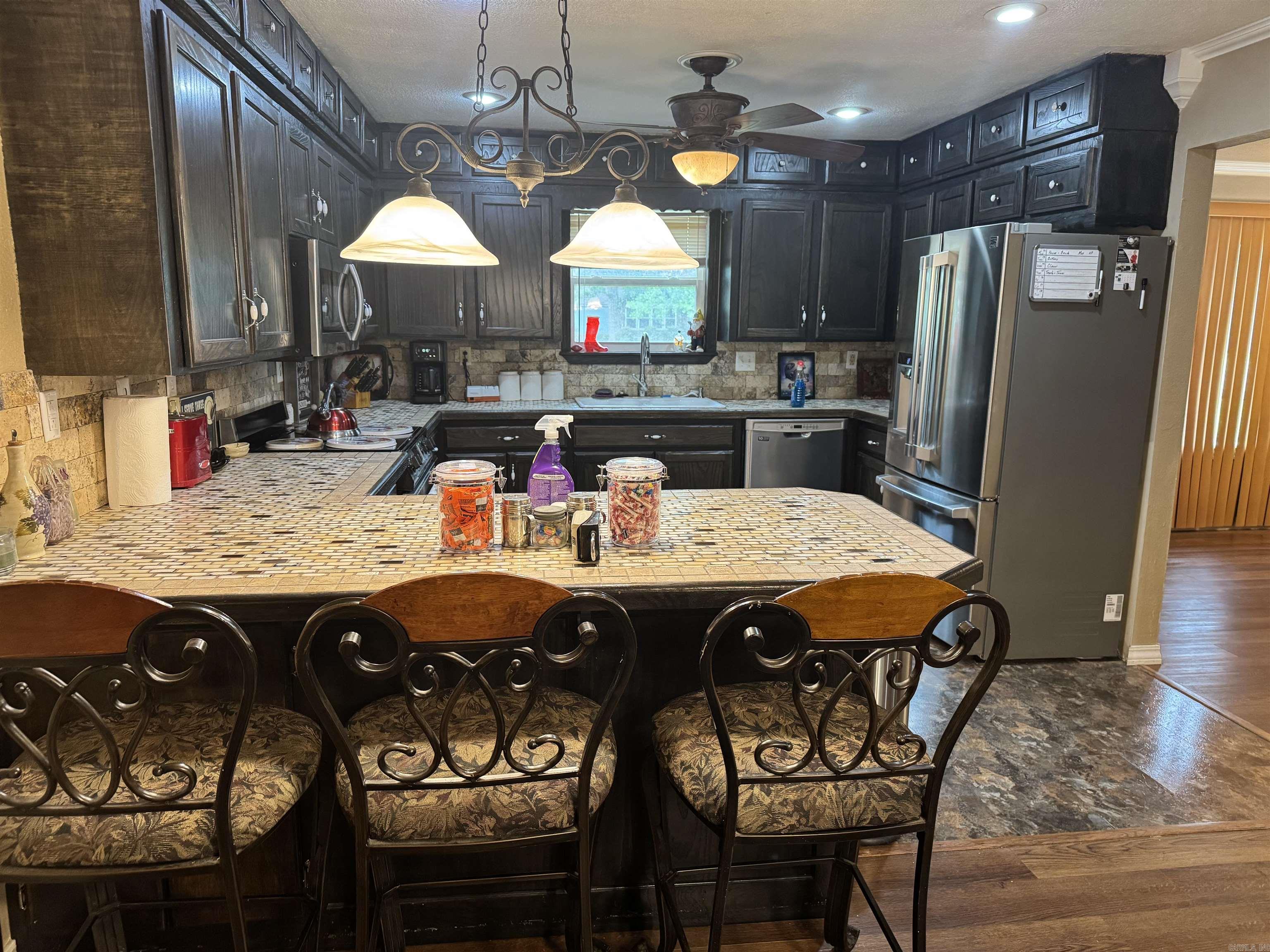 175  County Road 2733  London, AR