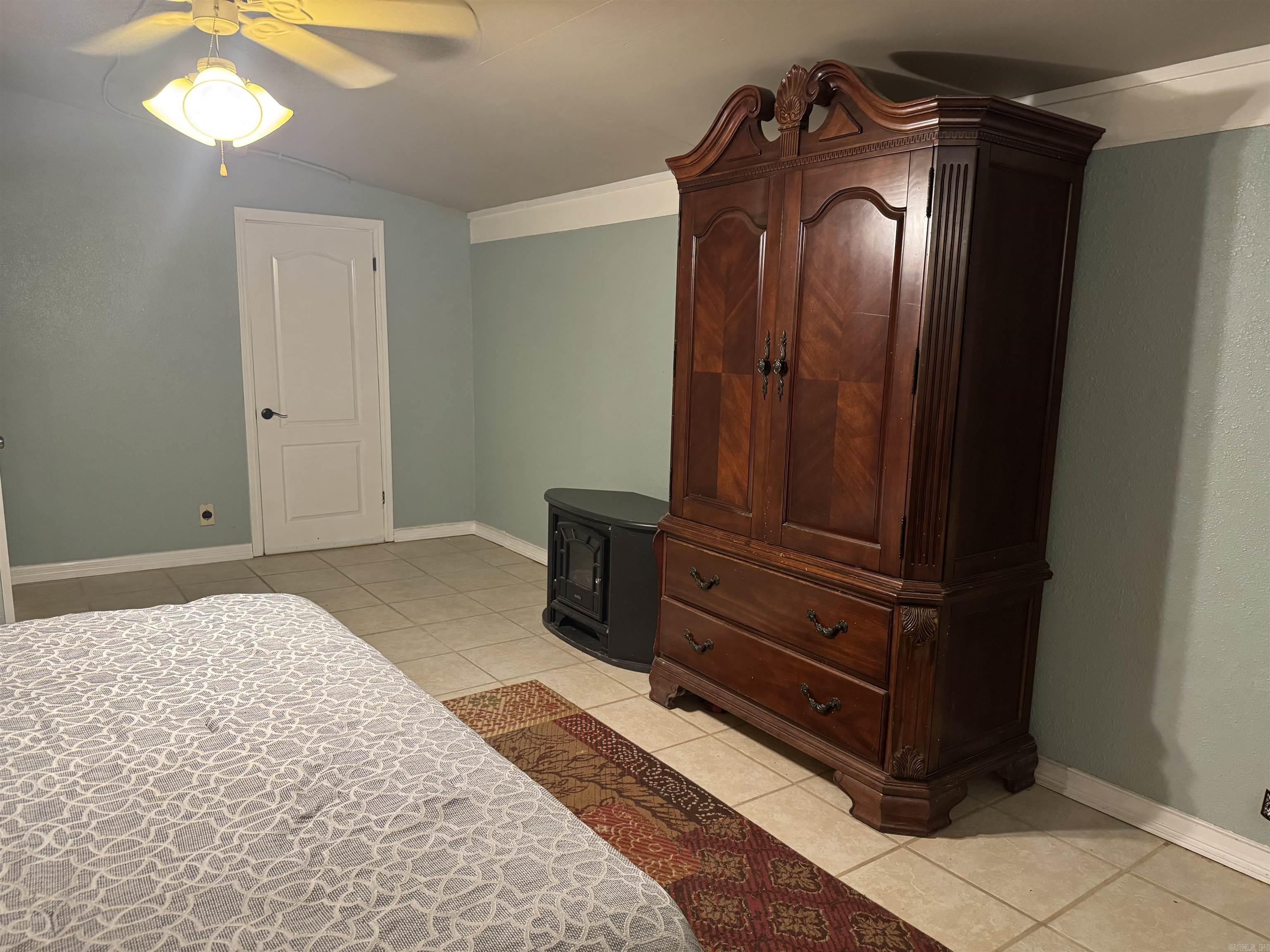 175  County Road 2733  London, AR