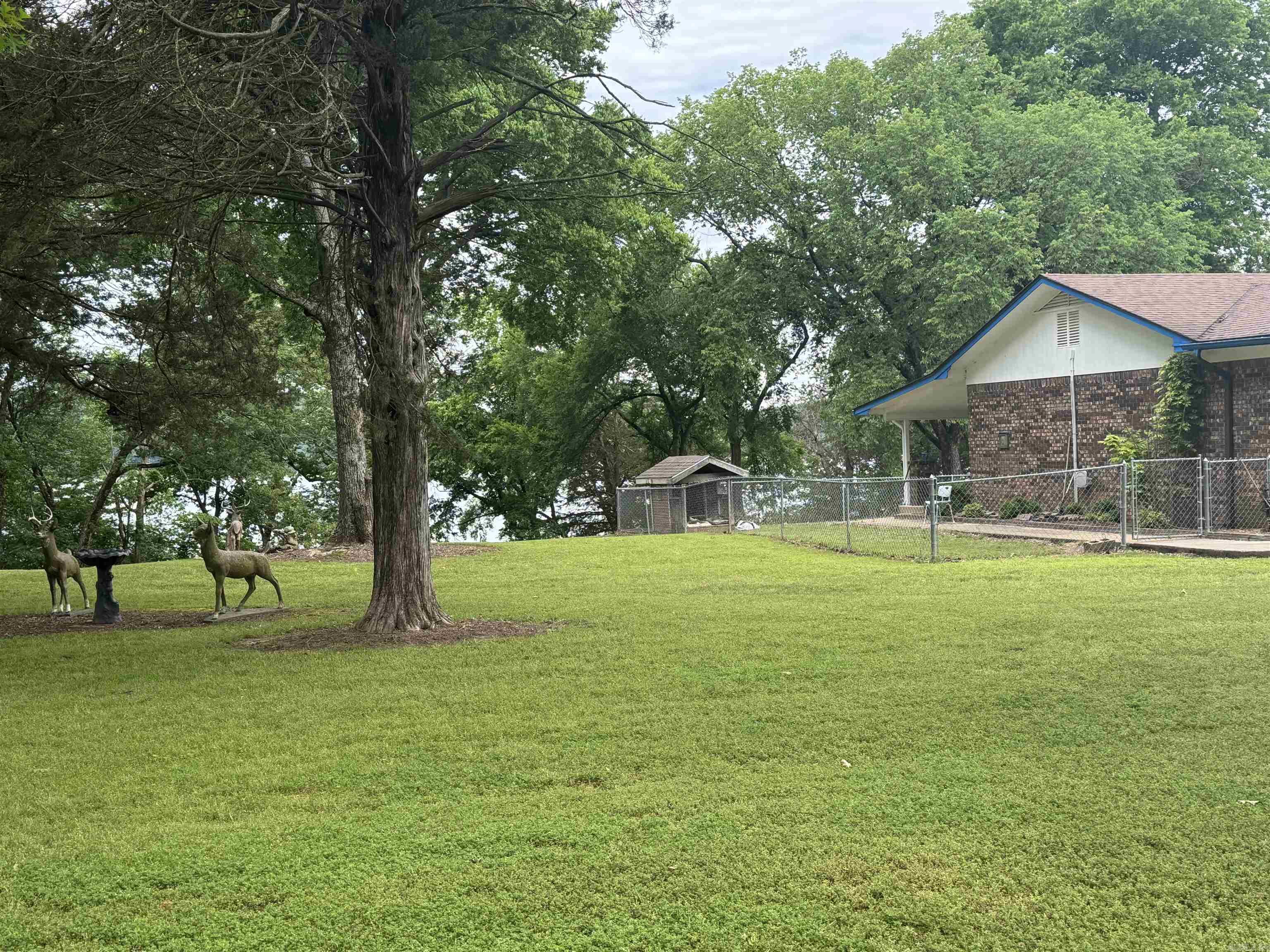 175  County Road 2733  London, AR