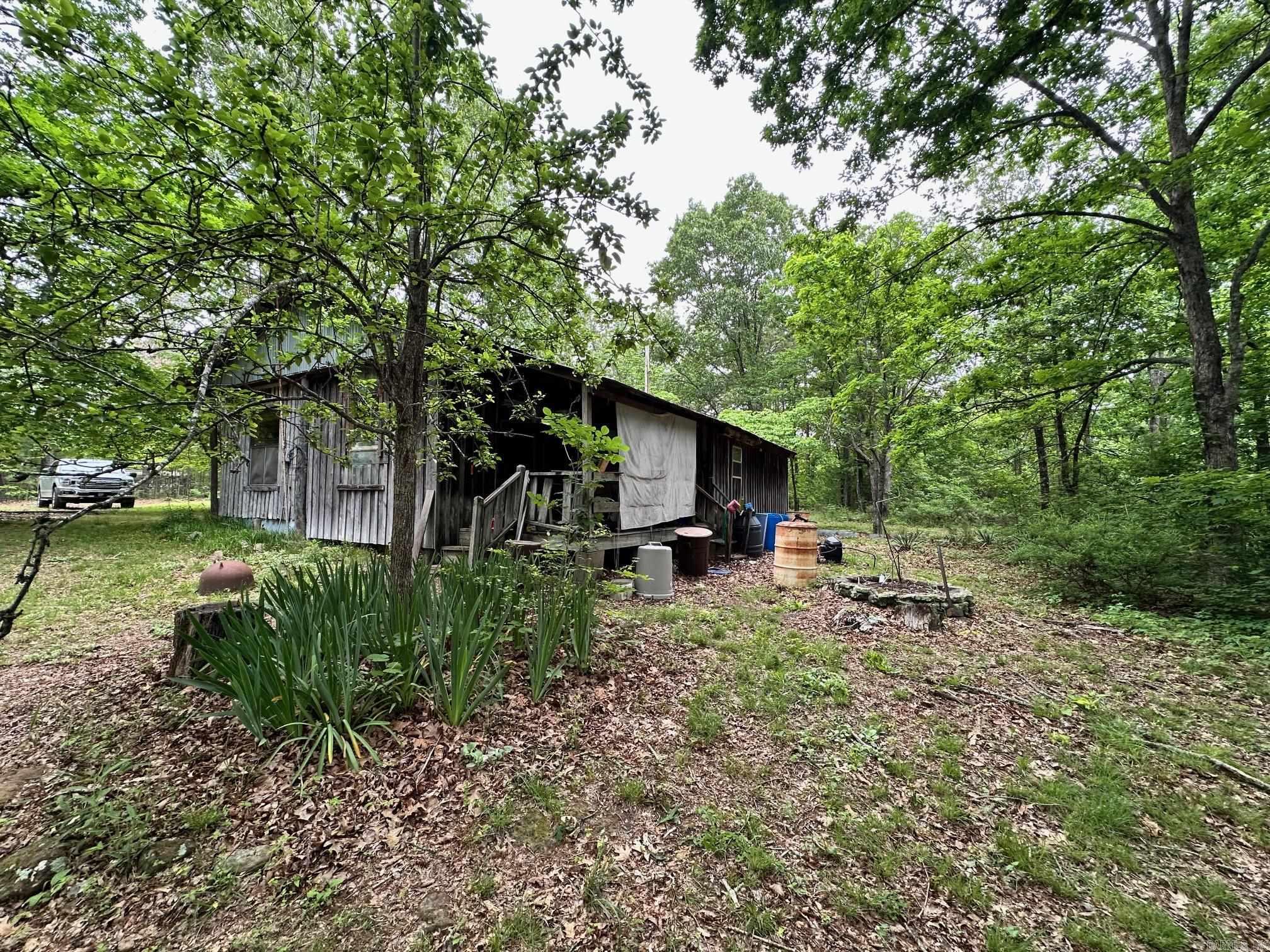 895  Ashwood Road  Clinton, AR