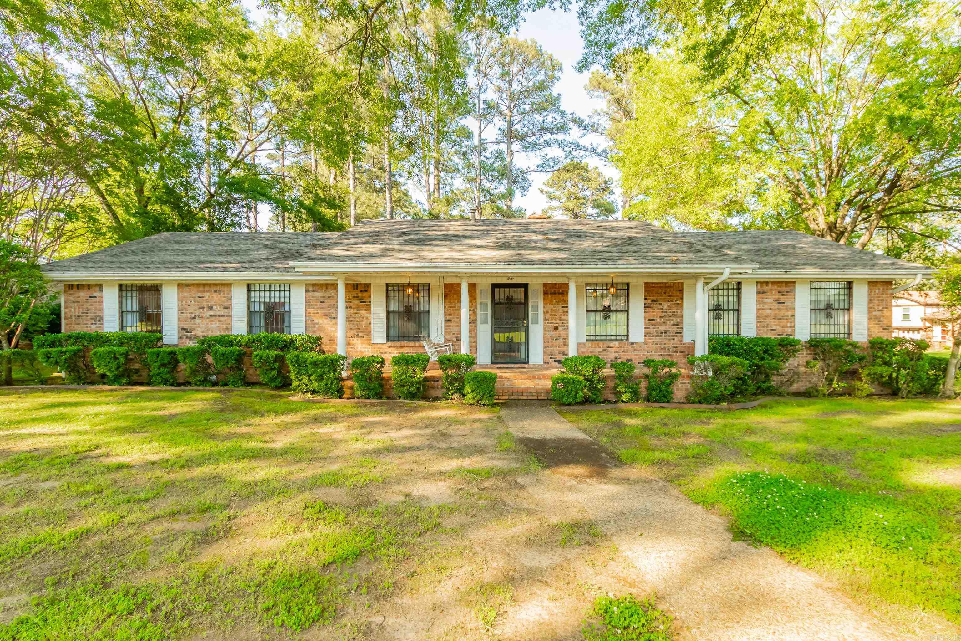 1  Foxboro Cv  Jacksonville, AR