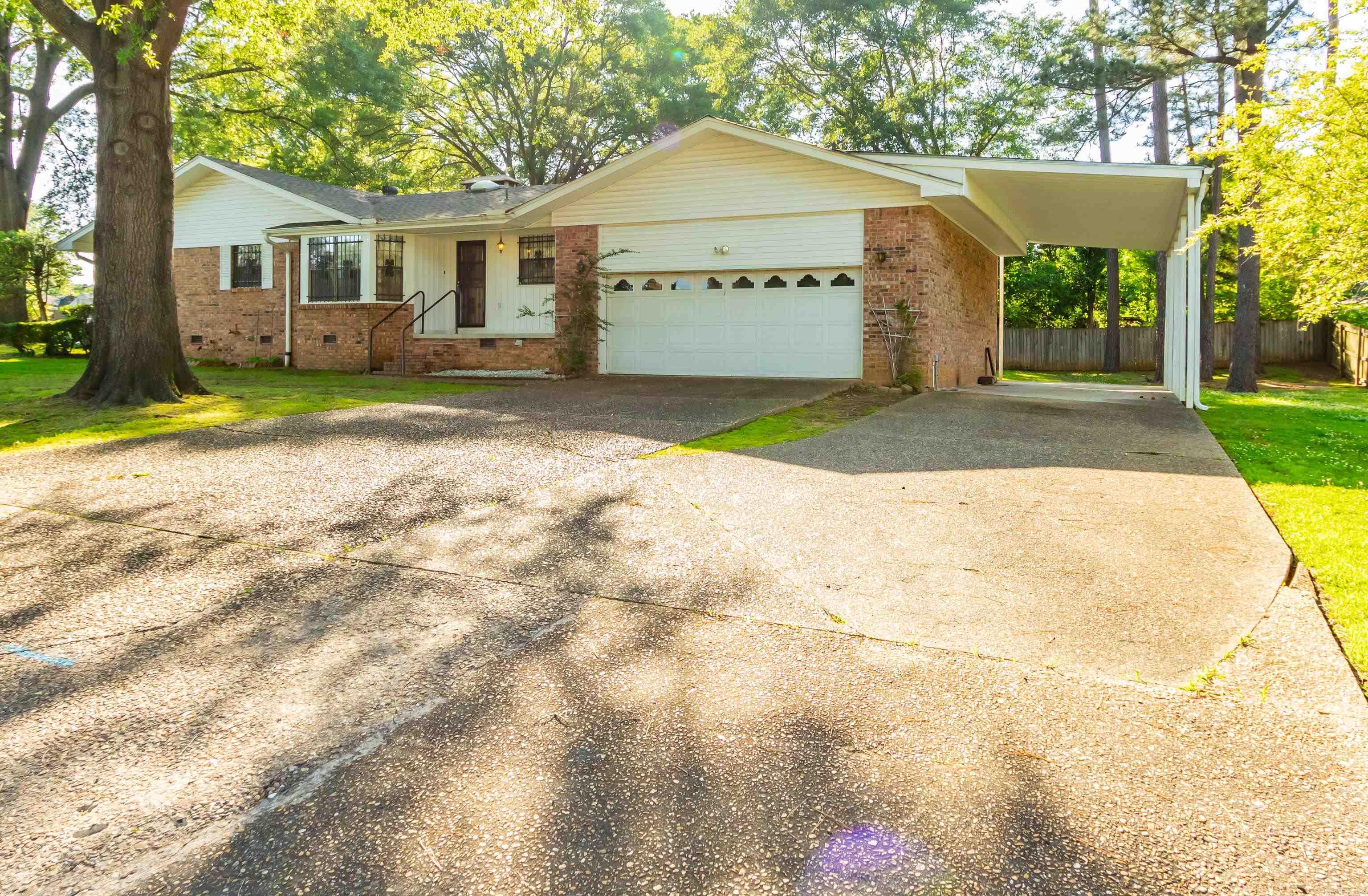 1  Foxboro Cv  Jacksonville, AR
