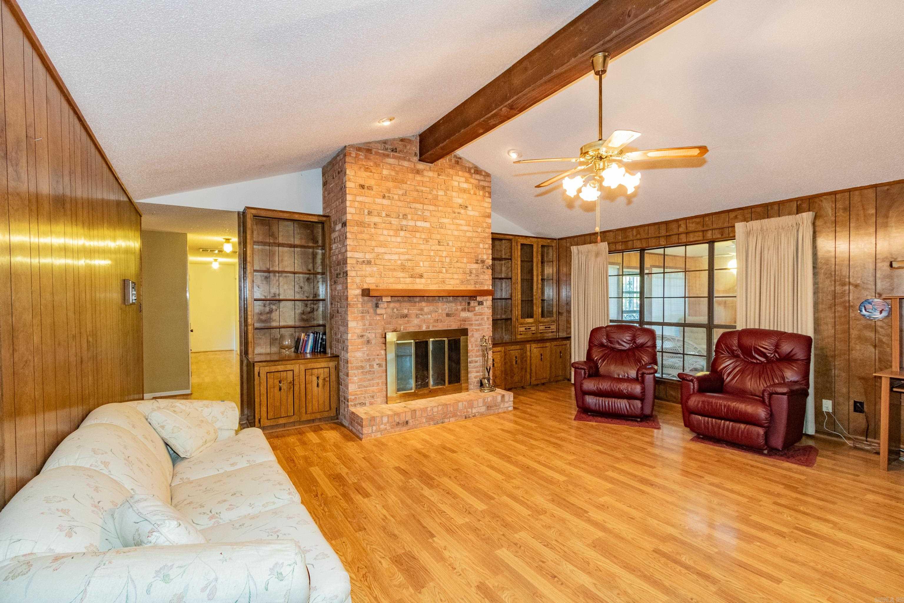 1  Foxboro Cv  Jacksonville, AR