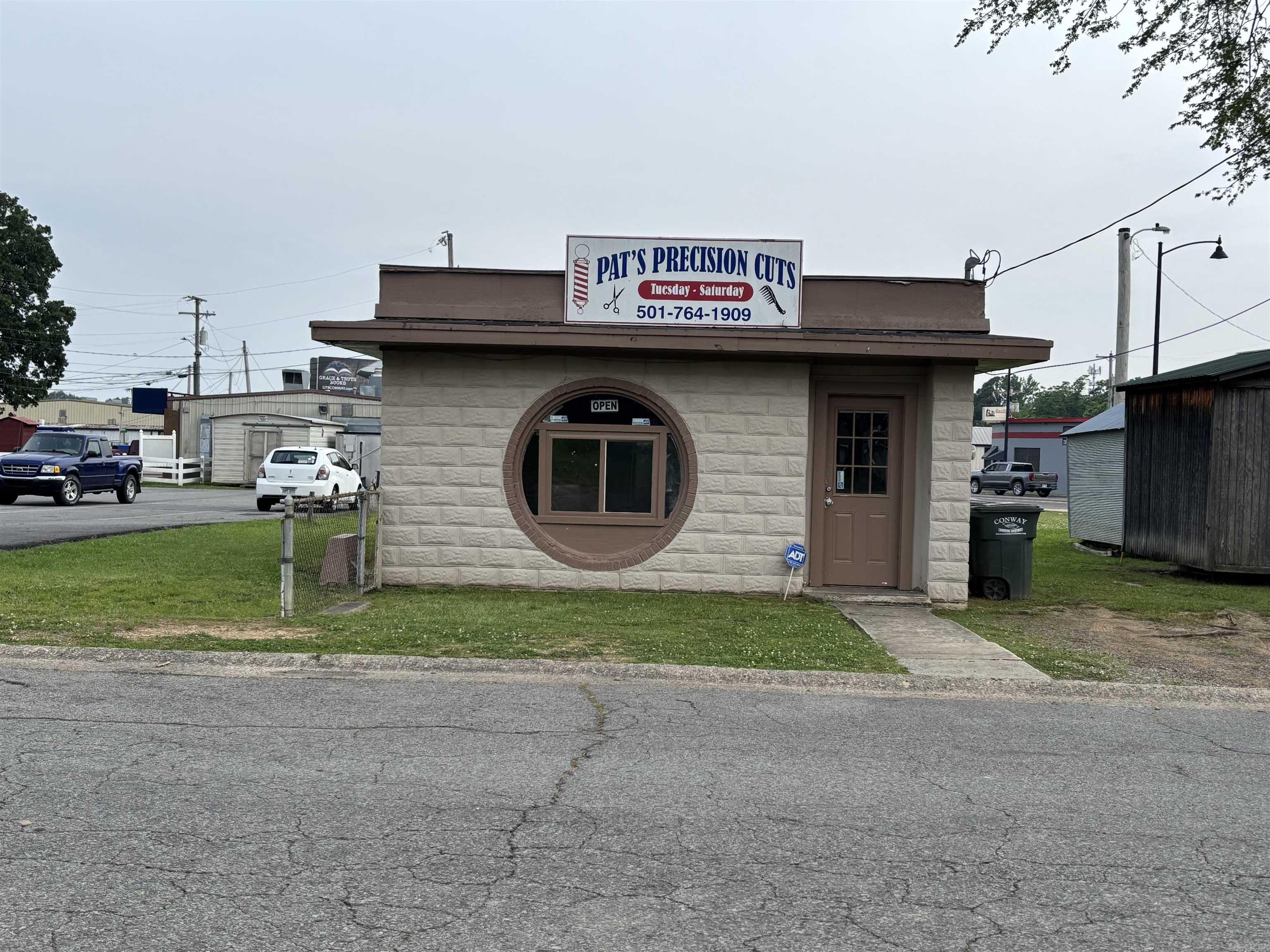 1272  Harkrider  Conway, AR