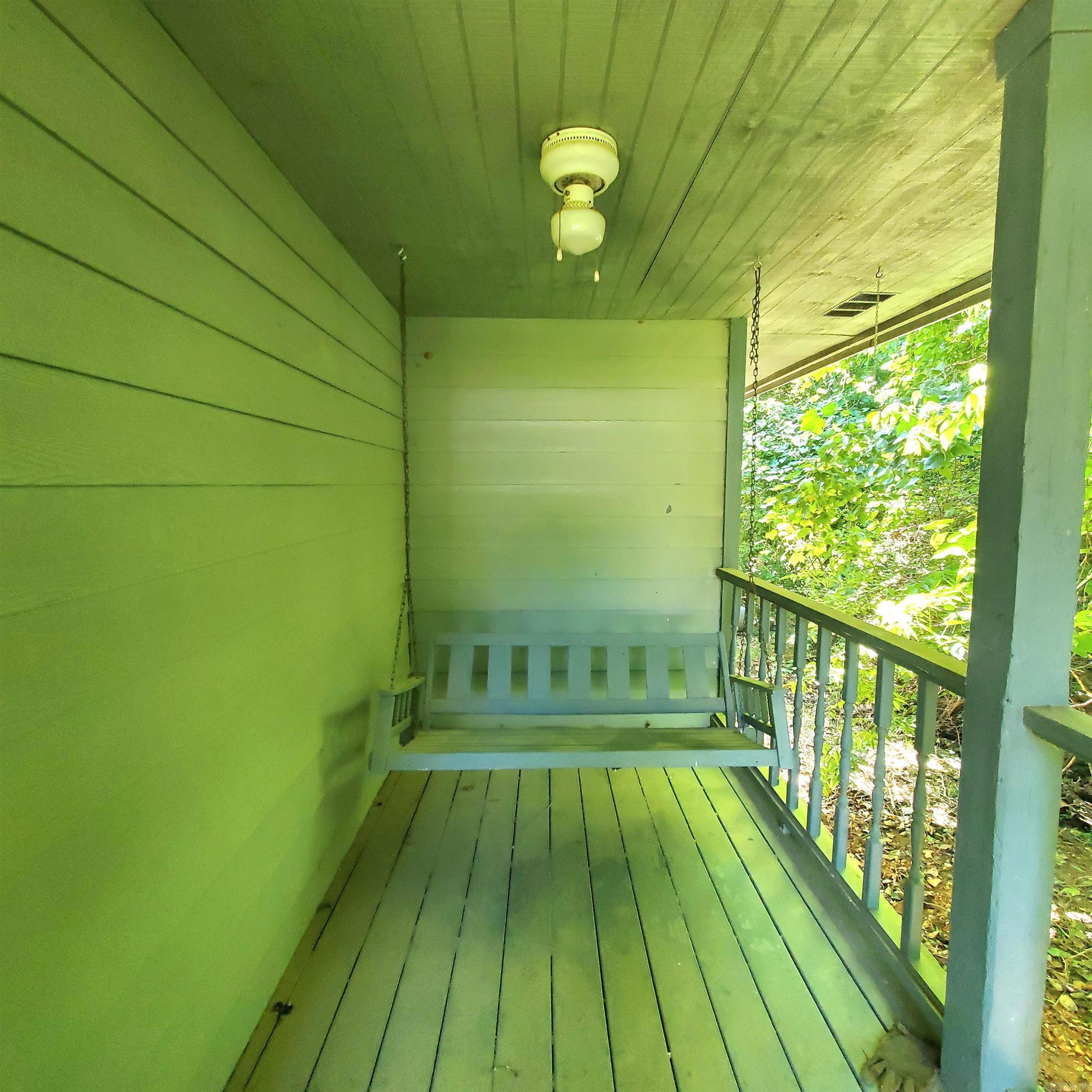 605A  Alamo  Mountain View, AR