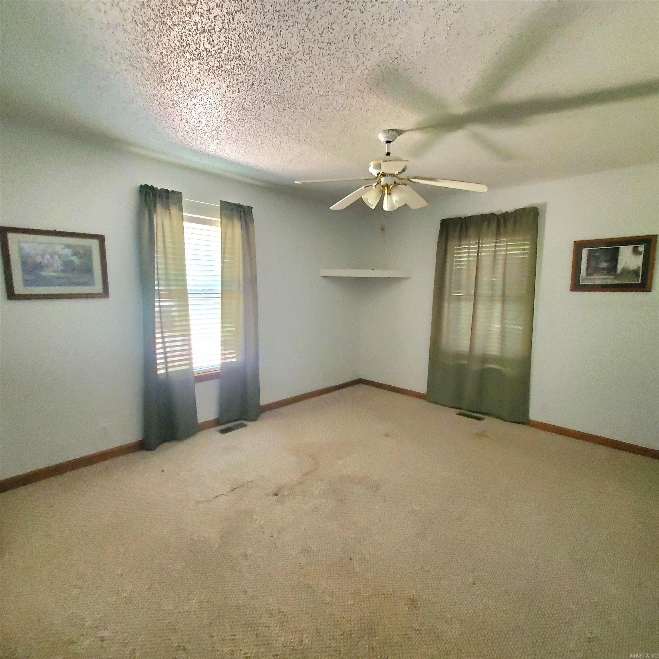 605A  Alamo  Mountain View, AR