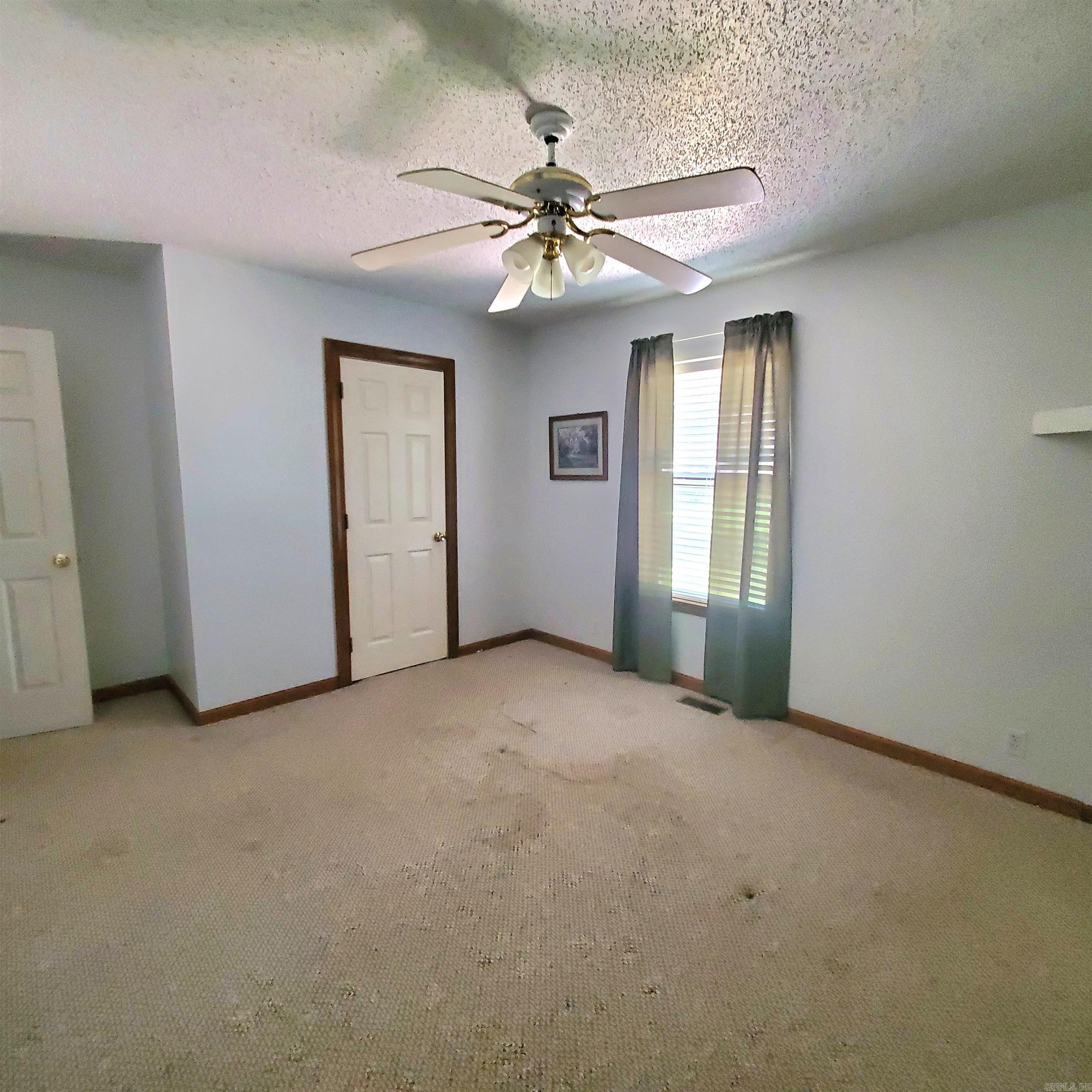 605A  Alamo  Mountain View, AR