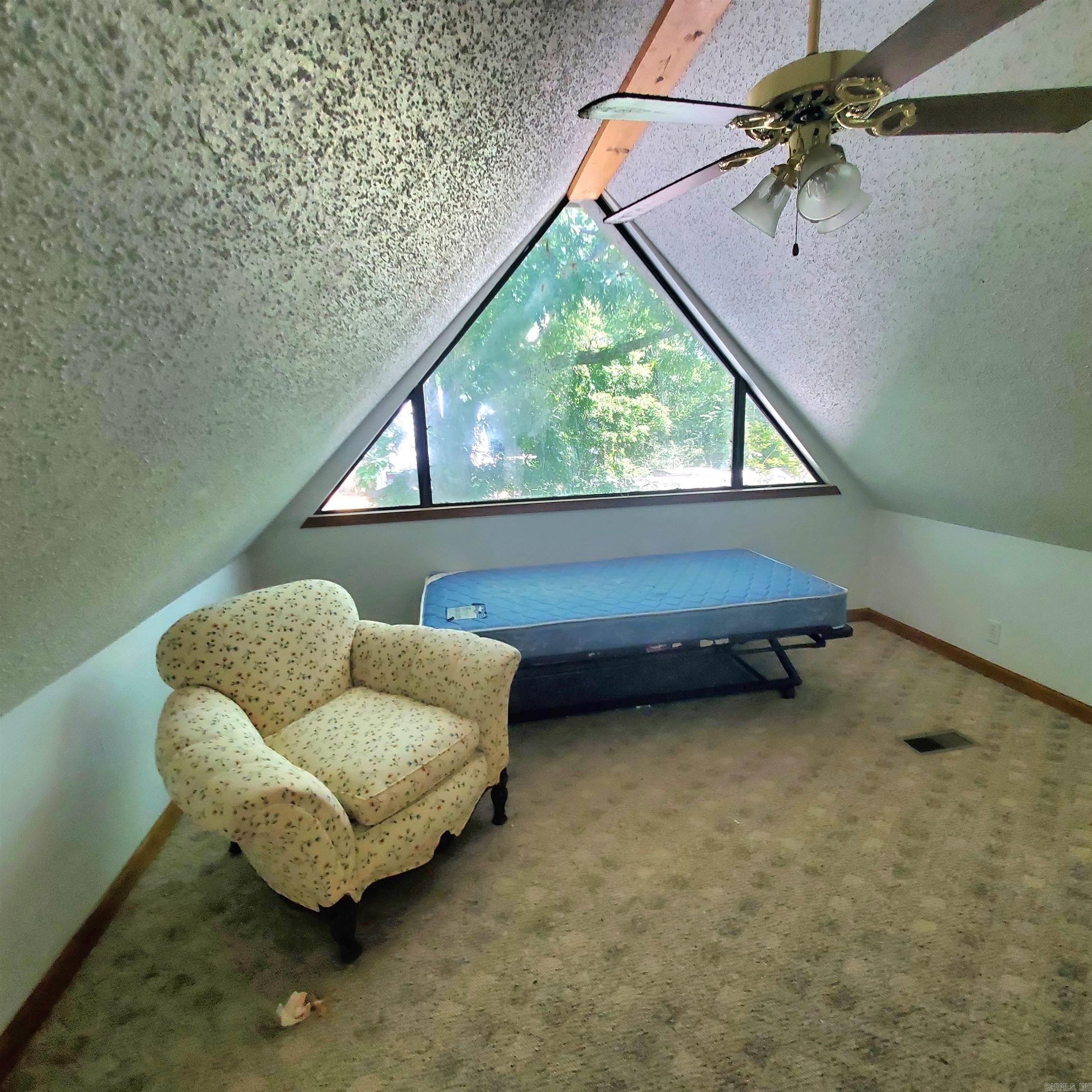 605A  Alamo  Mountain View, AR