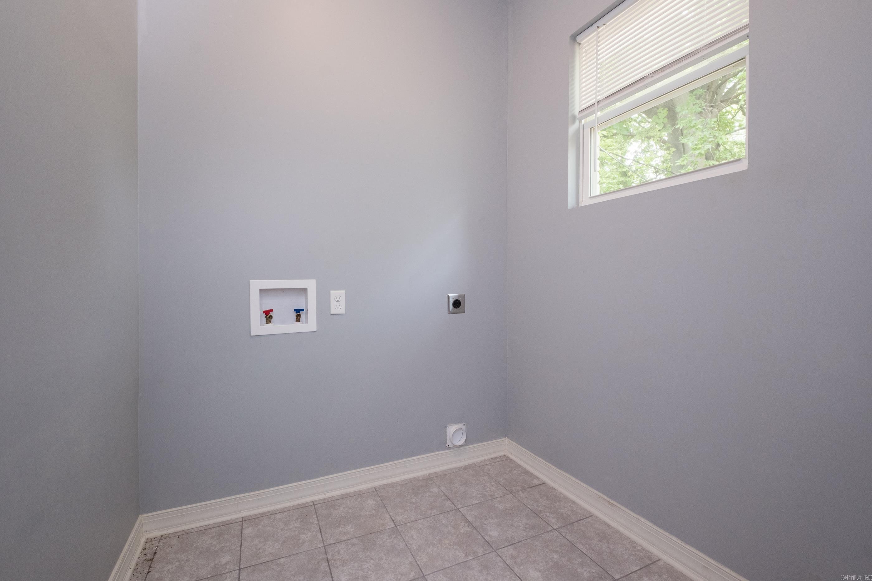 1407 Hanger Street Little Rock, AR 72202