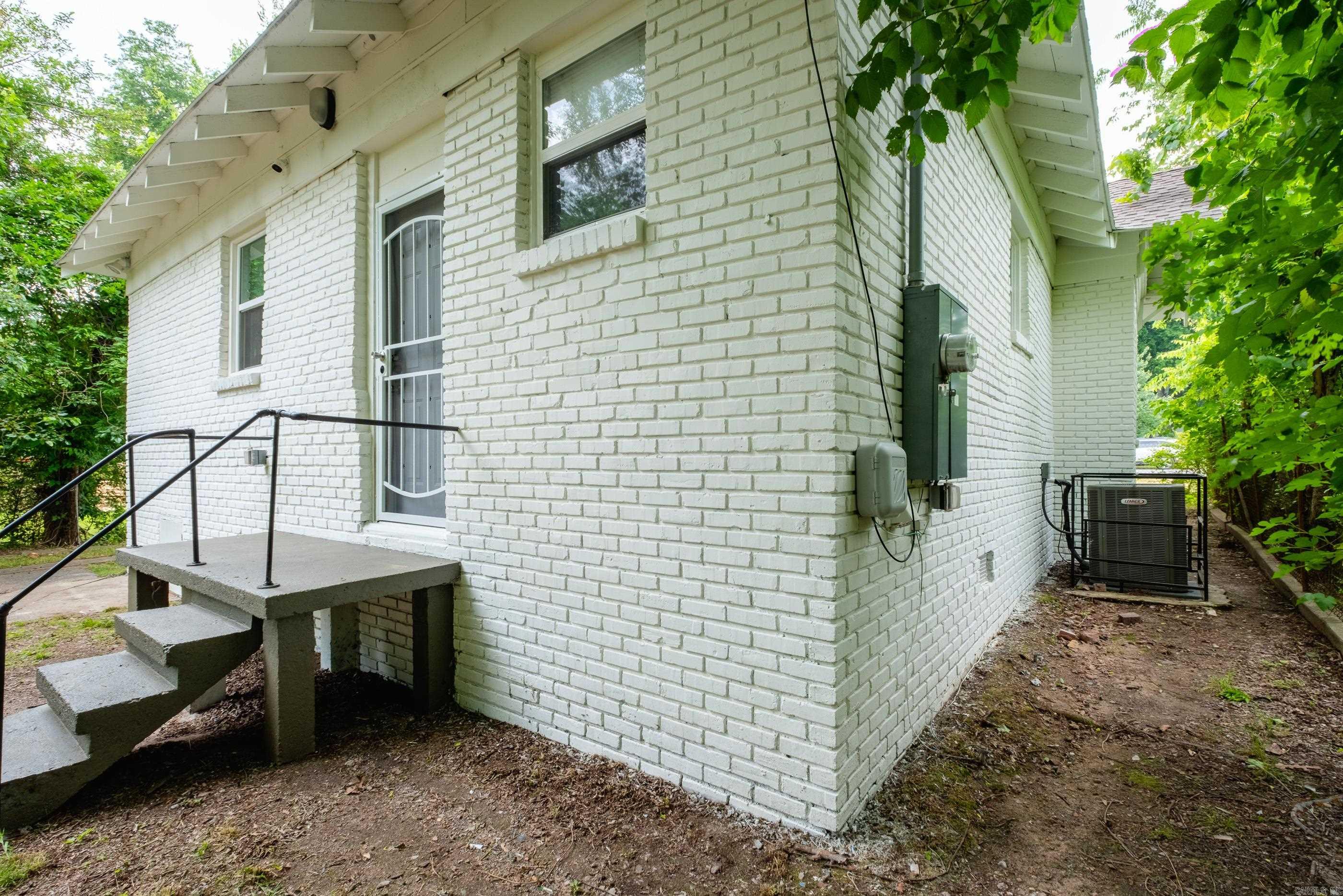 1407 Hanger Street Little Rock, AR 72202