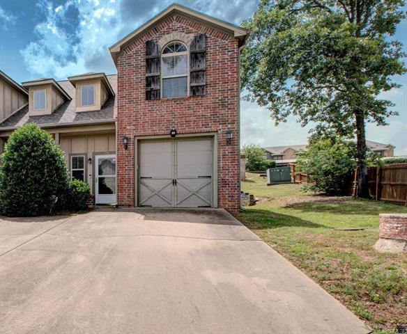 106  Venezia Ln  Maumelle, AR