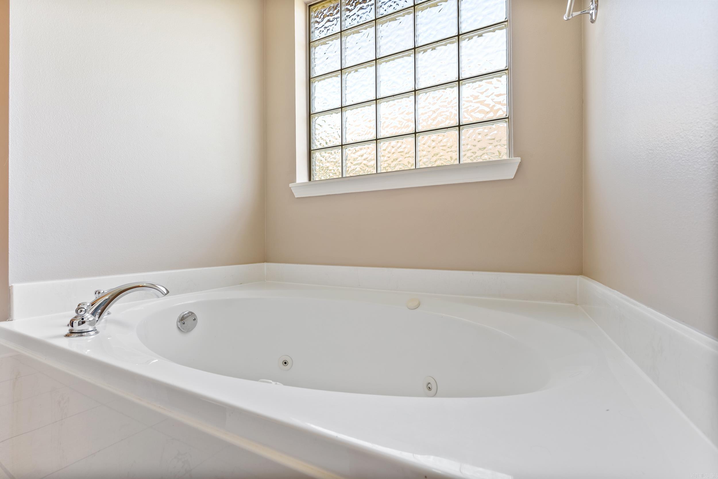 3015  Longmeadow Drive  Bryant, AR