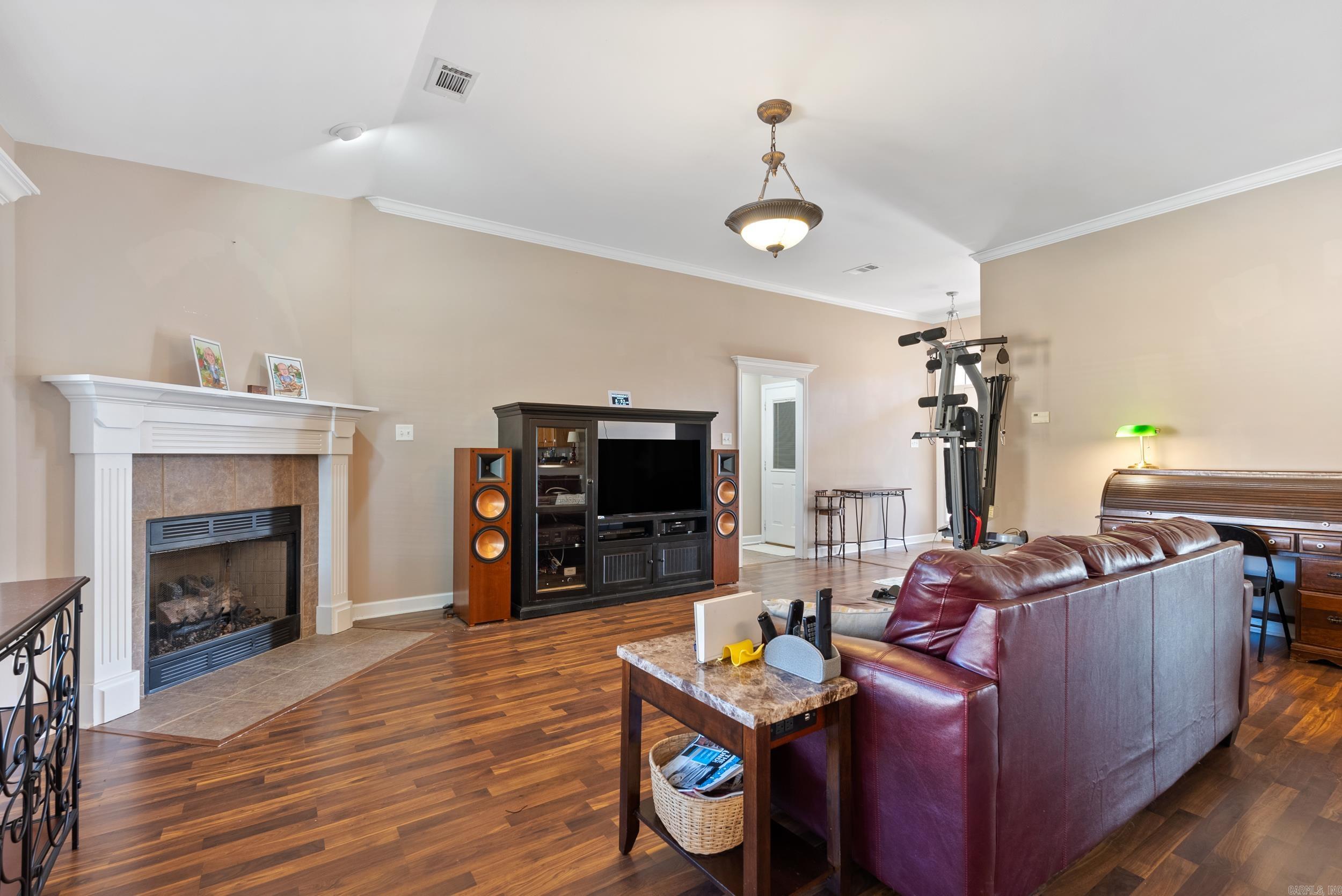 3015  Longmeadow Drive  Bryant, AR