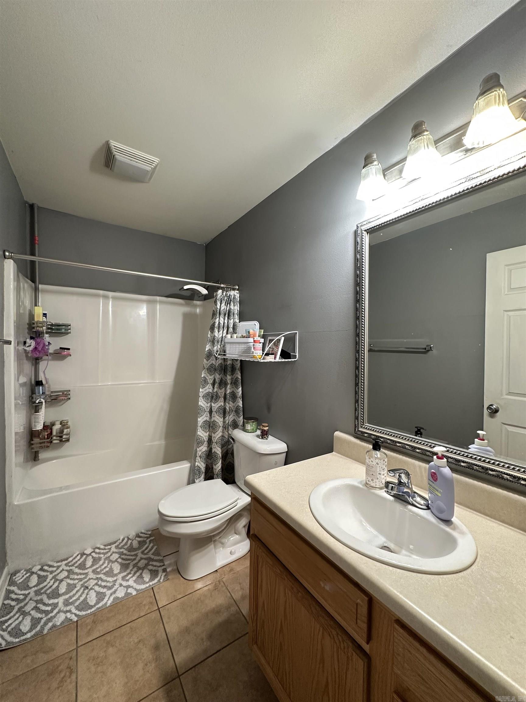 1041  Slatecreek Way  Lonsdale, AR