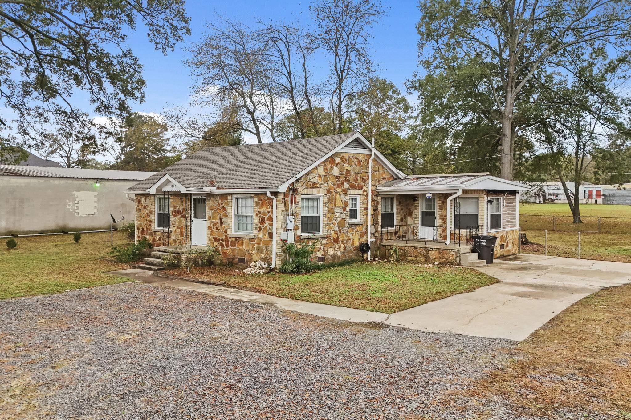 1906 S Highway 161  Jacksonville, AR