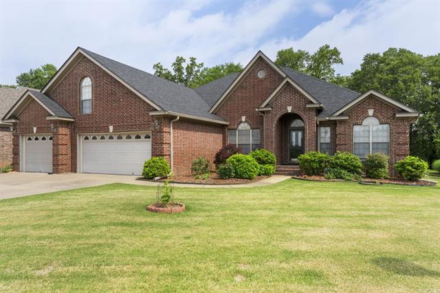 223  Maranes Cir  Maumelle, AR