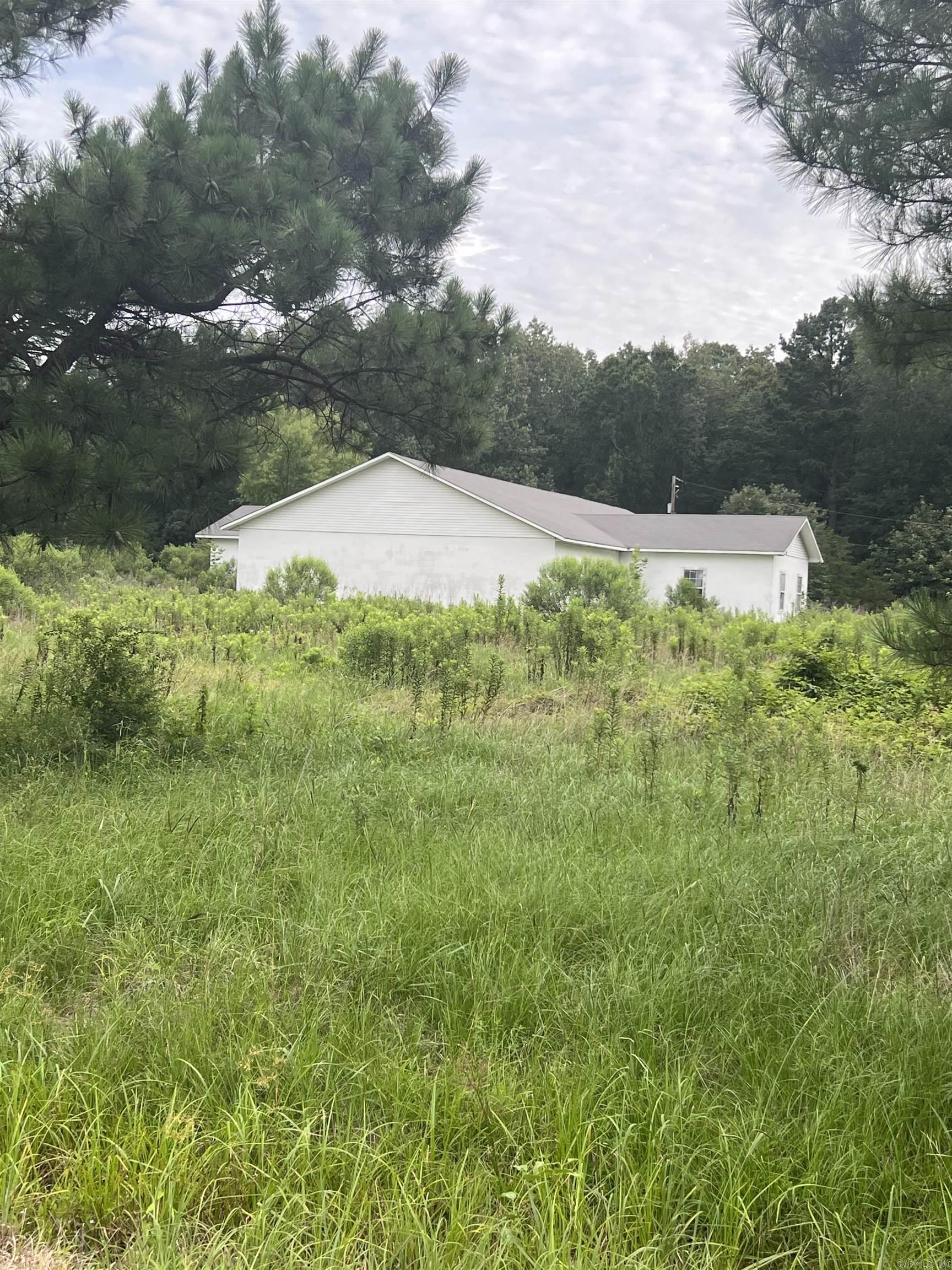 29 Beaver Creek  Roland, AR