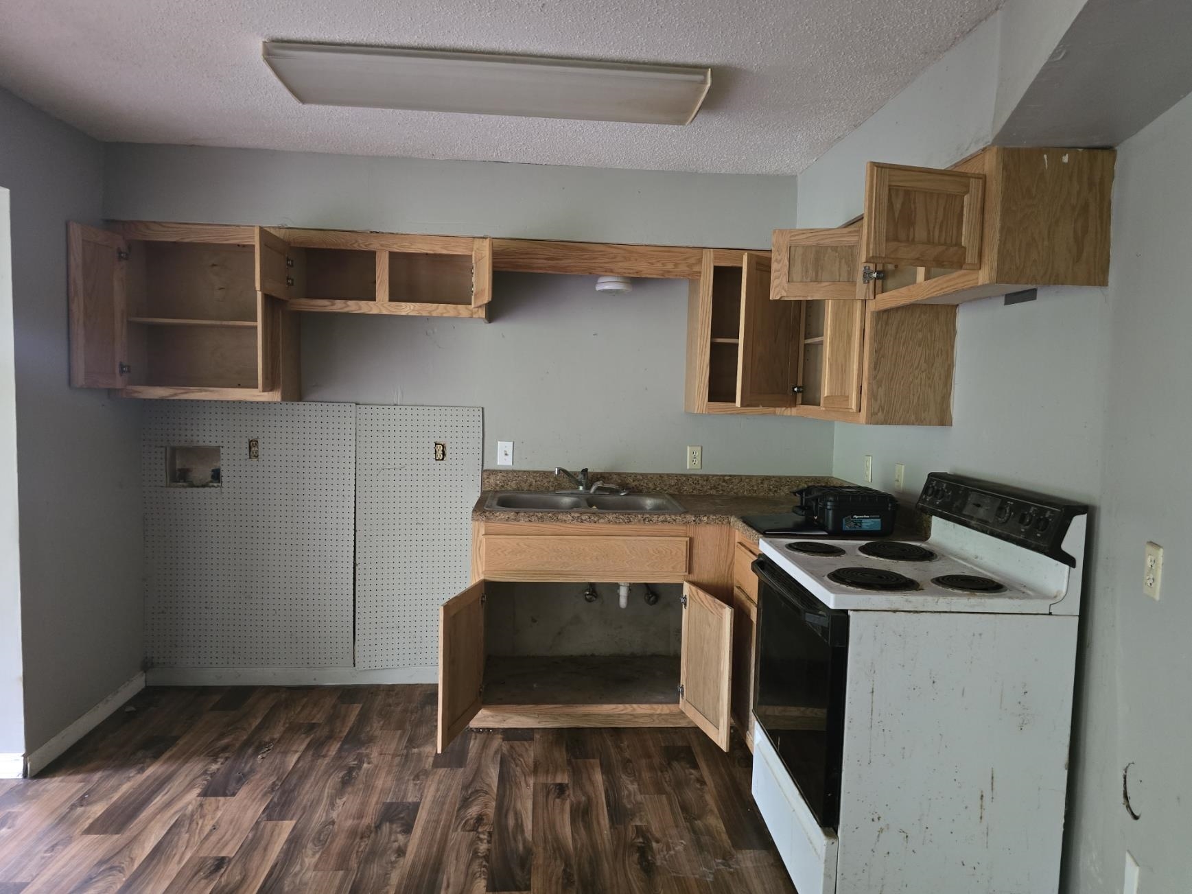171  Riverbend  Mammoth Spring, AR