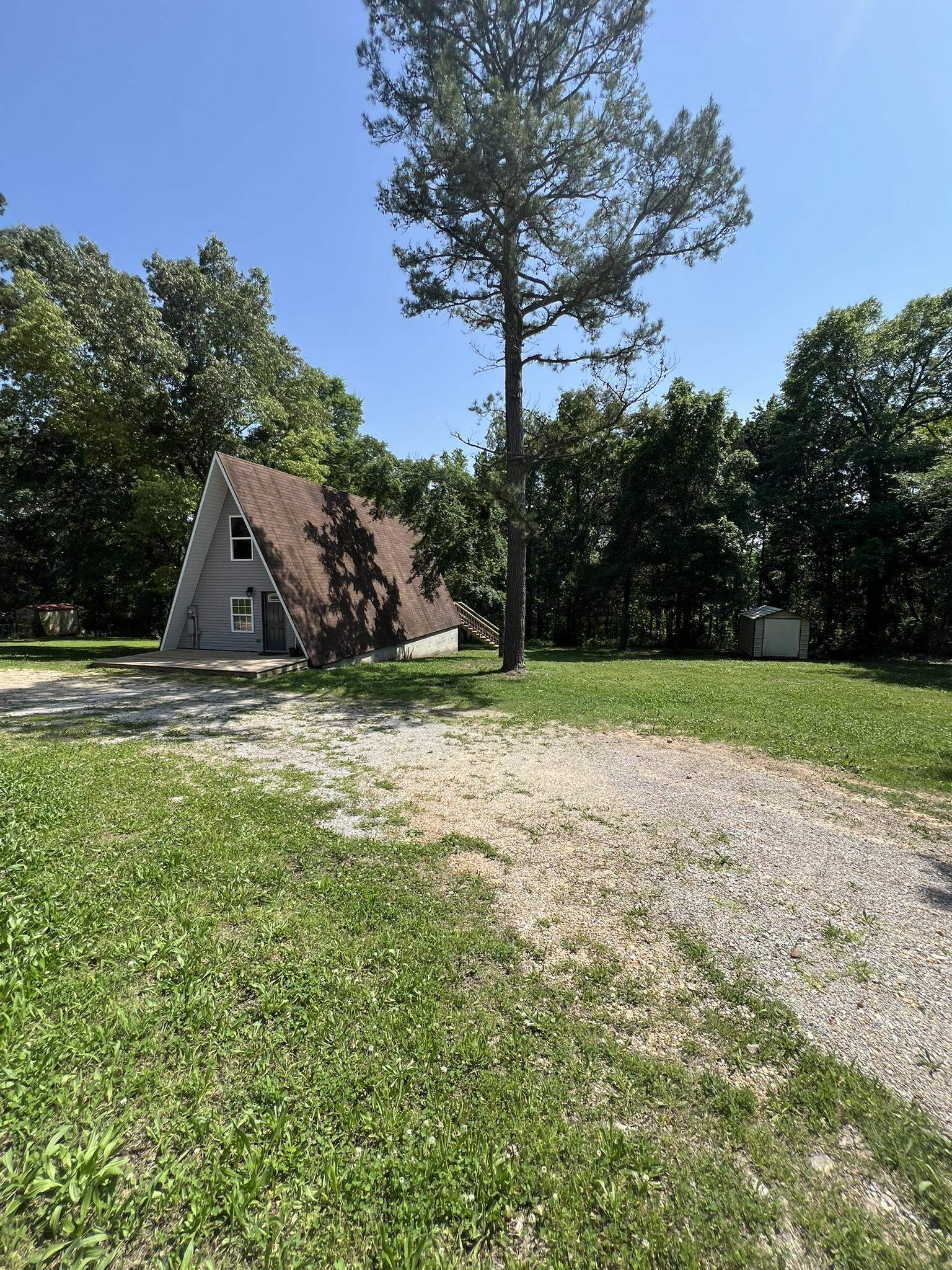 94  Circle  Melbourne, AR
