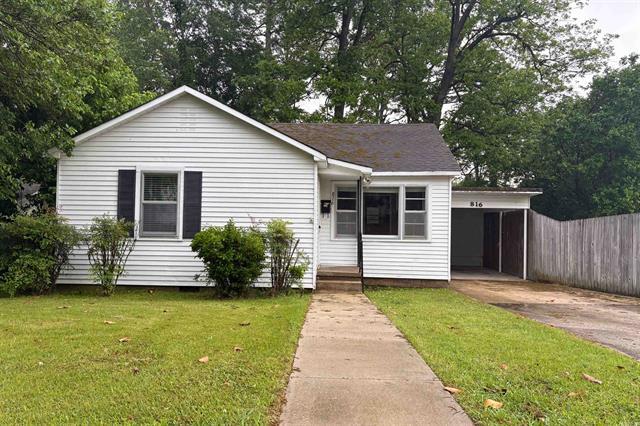 816 W Park  Paragould, AR
