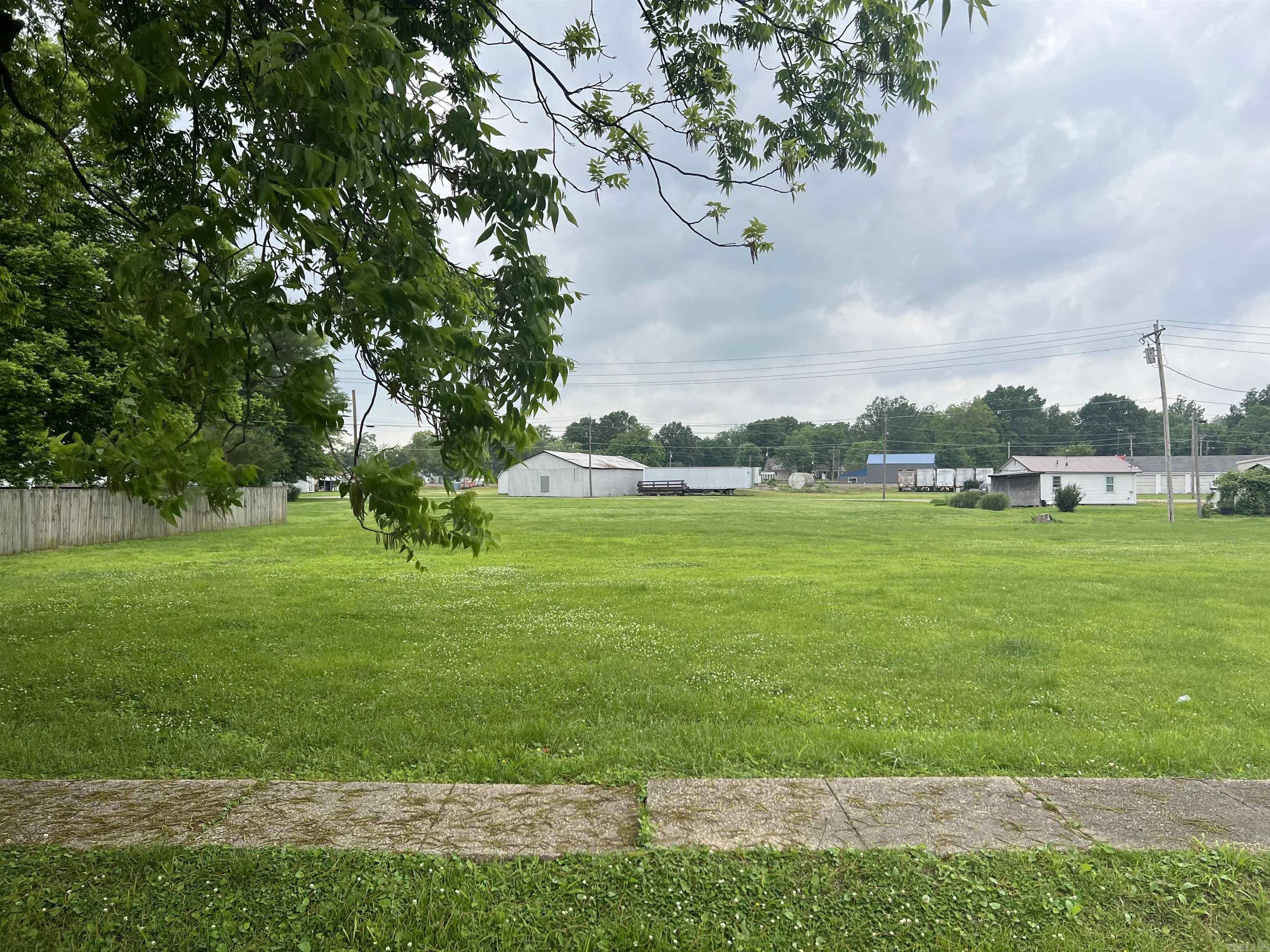   North Taylor St  Piggott, AR