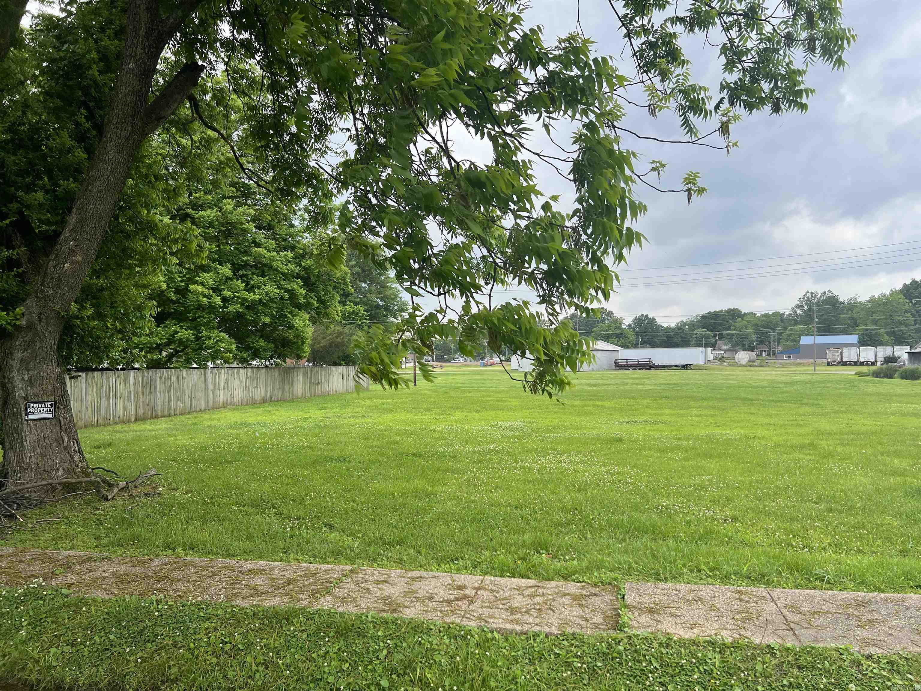   North Taylor St  Piggott, AR