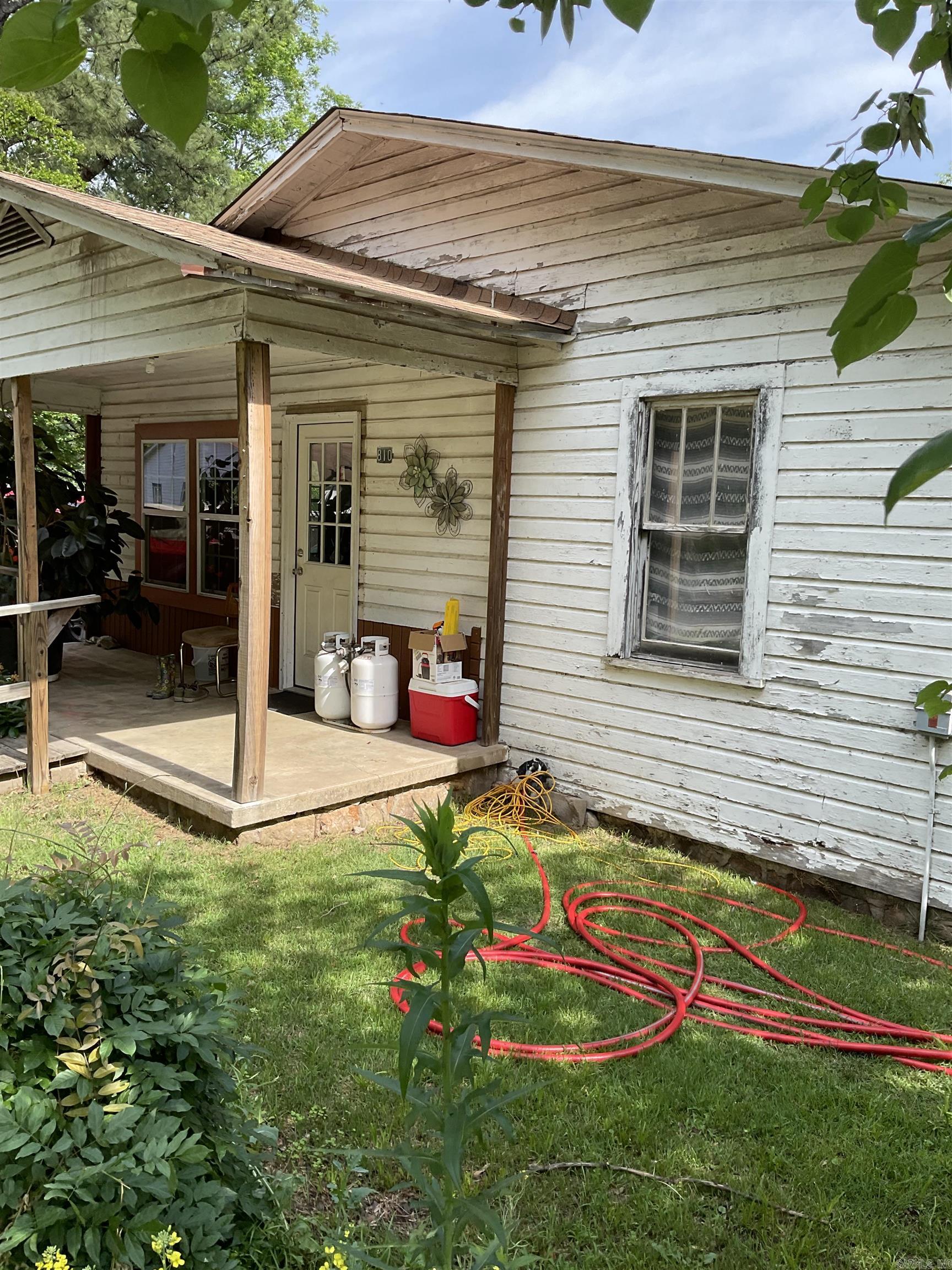 810  Wall Street  Morrilton, AR