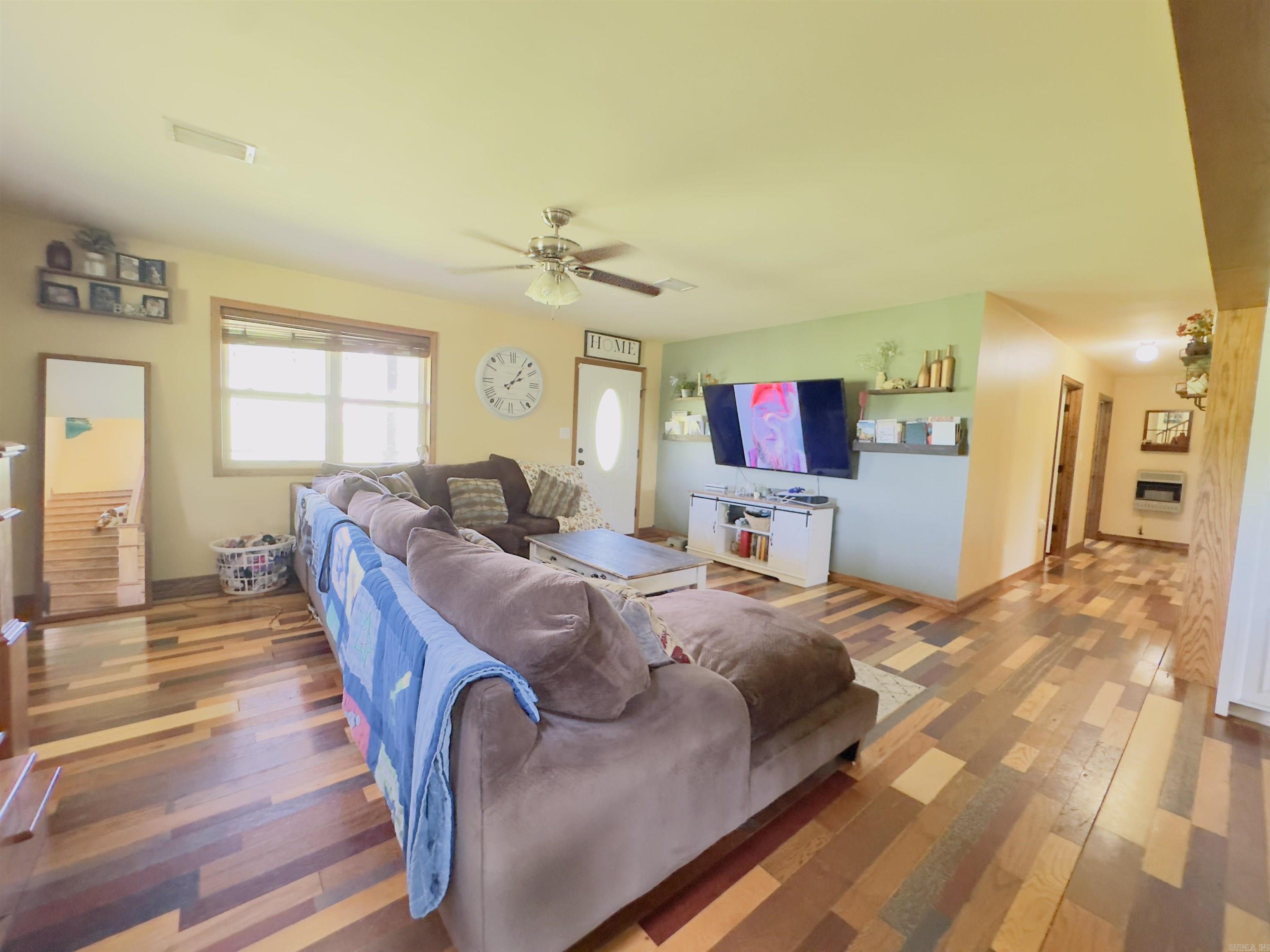 482  Ash  Melbourne, AR