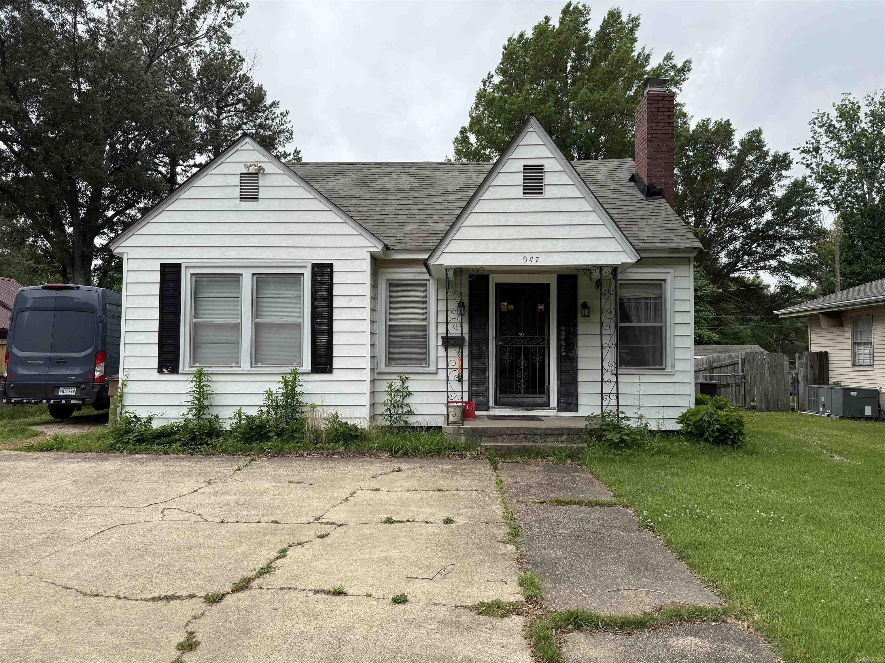 947  Cherry  Forrest City, AR