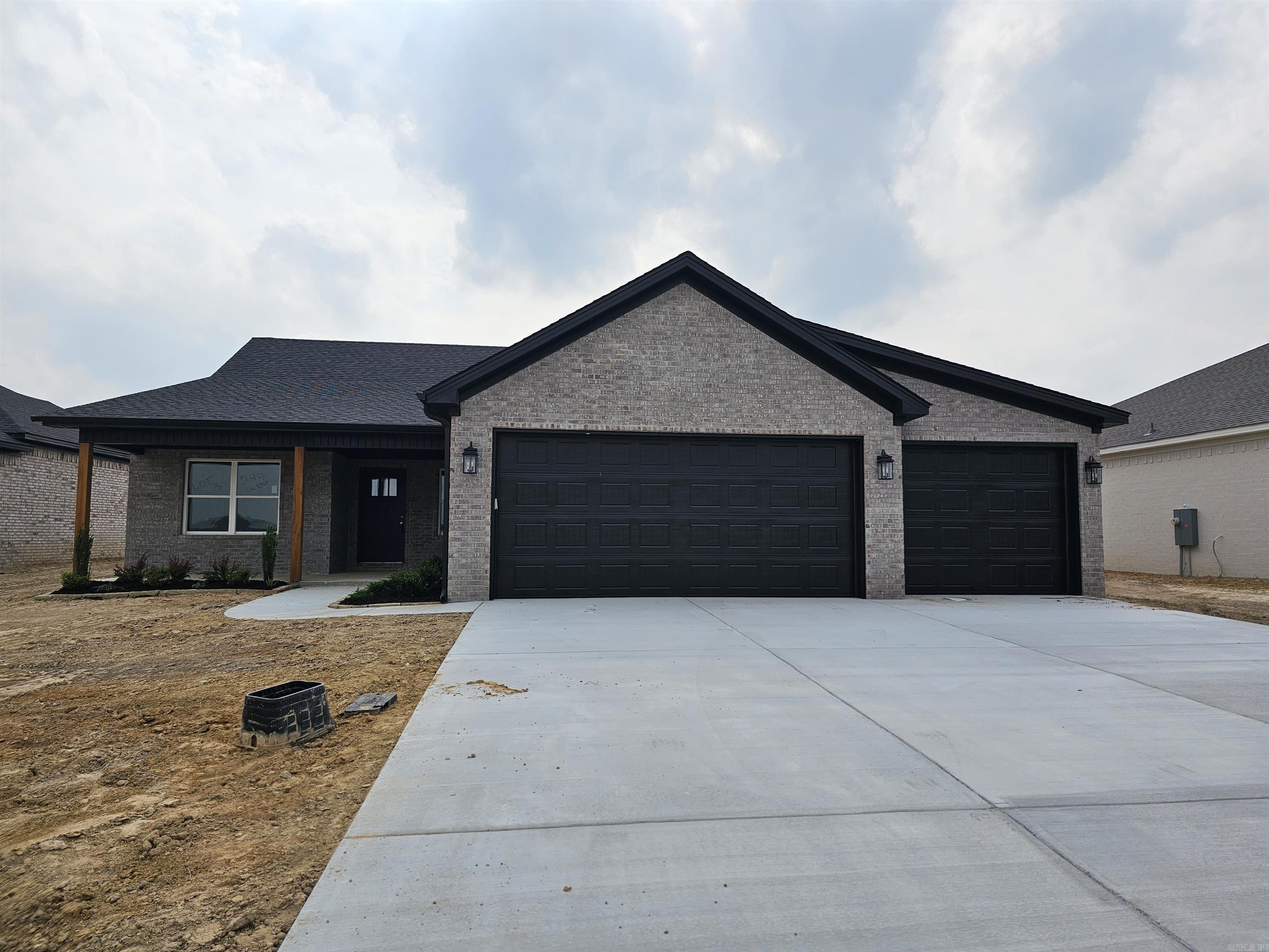 244  Kelton  Hensley, AR