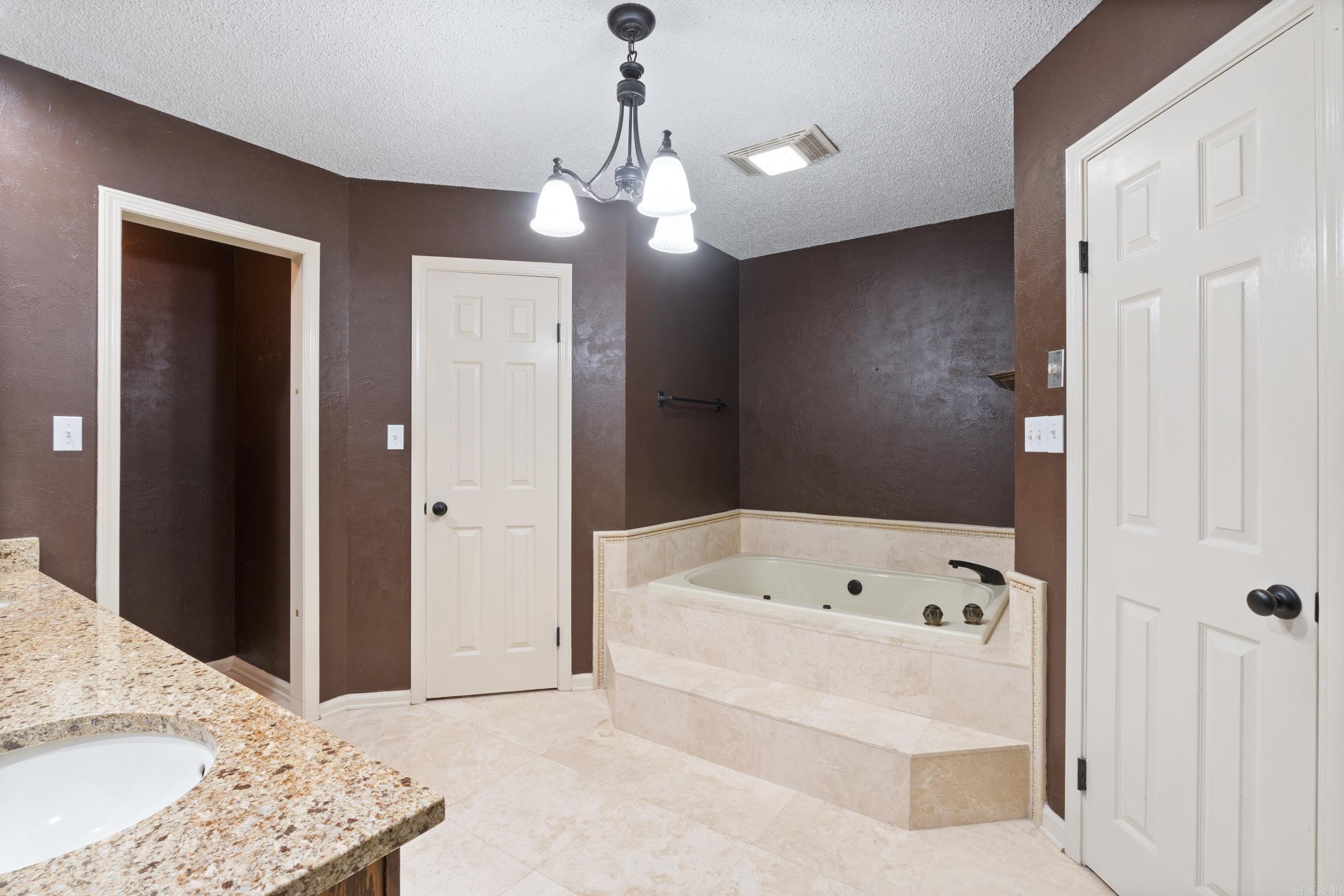 44  Shady Valley  Conway, AR