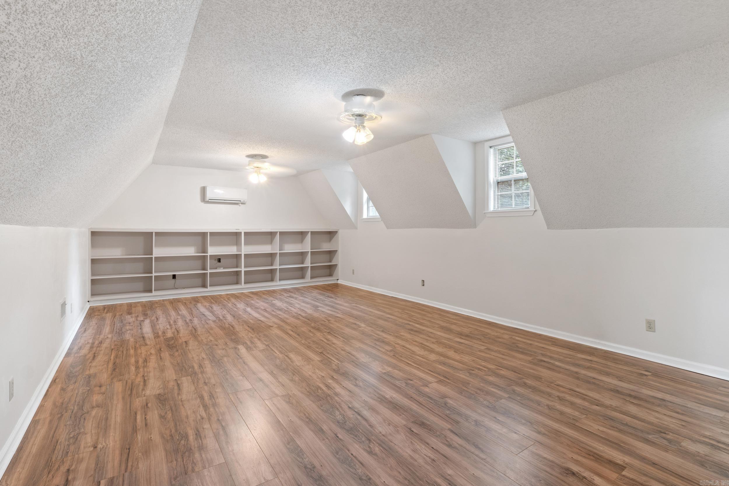 44  Shady Valley  Conway, AR
