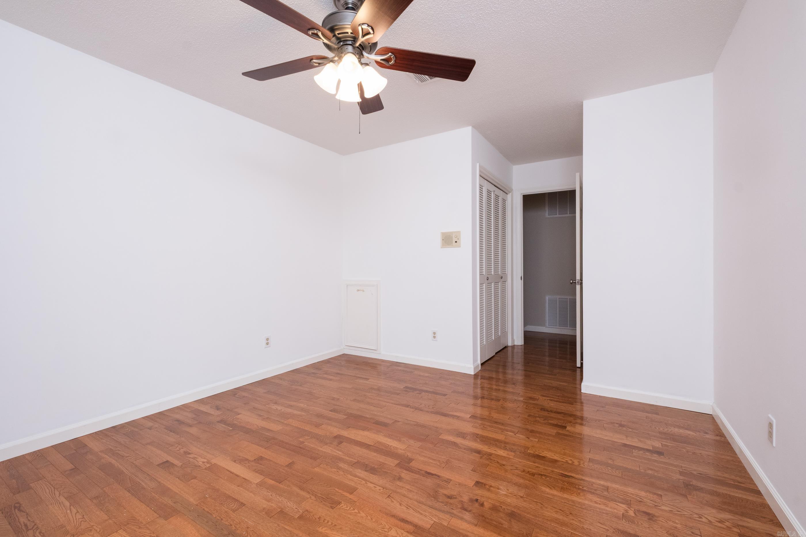 27  Crownpoint  Little Rock, AR